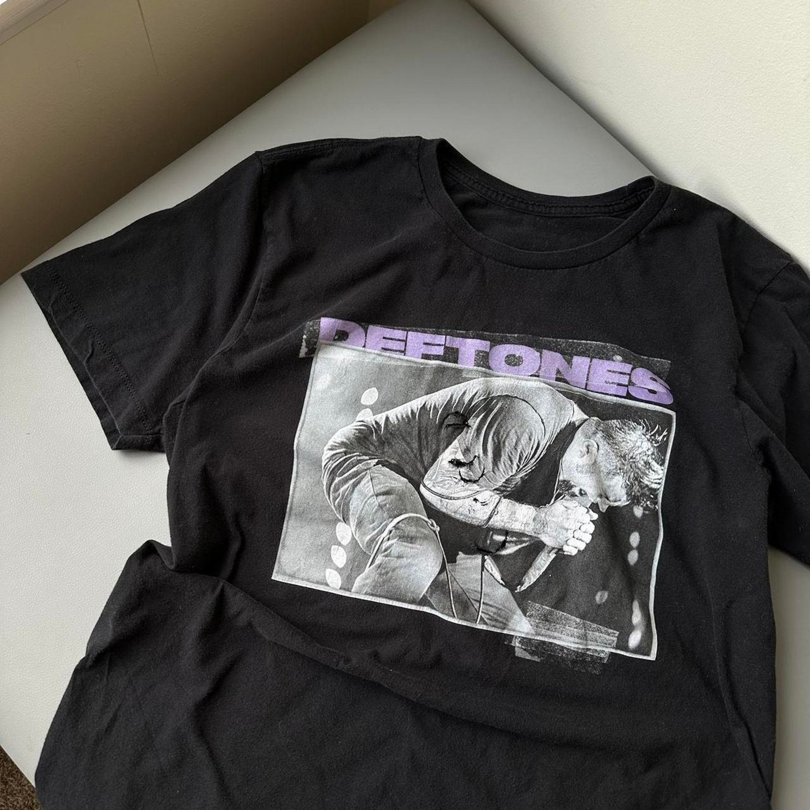Band Tees Vintage 00s Deftones Black Faded Graphic Music Rock Shirt Size US L / EU 52-54 / 3 - 3 Thumbnail