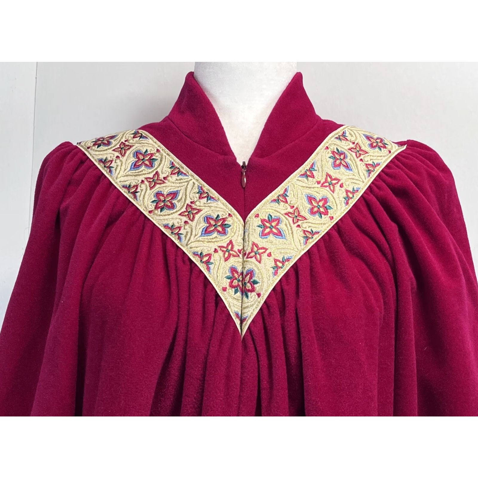 Vintage Vtg Vanity Fair House Robe Sz Small Womens Brocade Trim Half Zip 80’s Made USA Raspberry Dacron S Regular USA 1980s Original VGUC Size S / US 4 / IT 40 - 5 Thumbnail