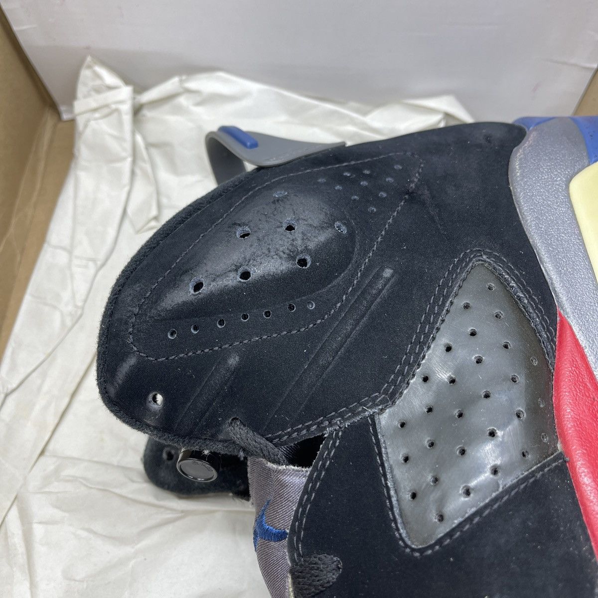 Jordan Brand Air Jordan 6 pistons Size US 12 / EU 45 - 12 Thumbnail