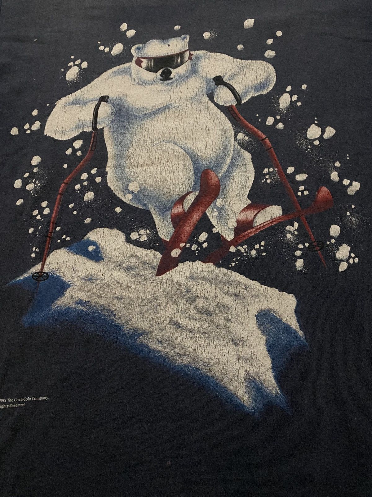 Coca Cola Vintage 1995 Coca Cola Polar Bear Skiing T Shirt Size US M / EU 48-50 / 2 - 3 Thumbnail