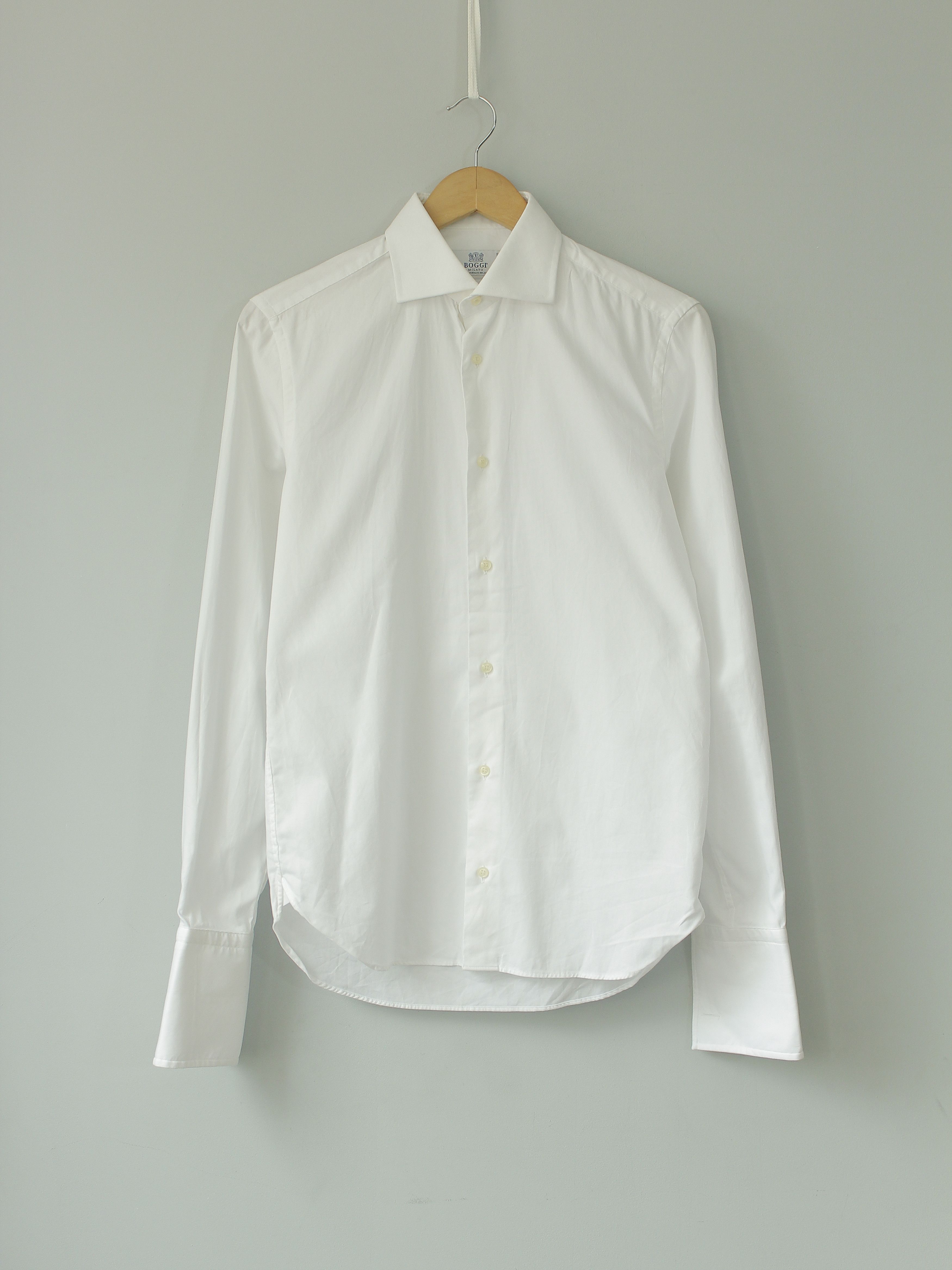 Boggi Boggi Custom Fit Button Up shirt White holes for cufflinks Size US S / EU 44-46 / 1 - 1 Thumbnail