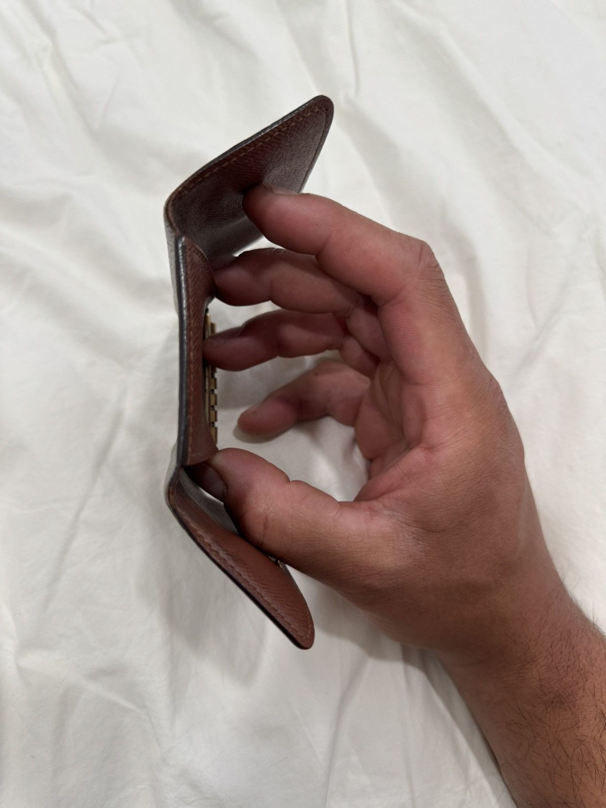 Louis Vuitton Louis Vuitton 6 Key Holder Wallet Size ONE SIZE - 8 Thumbnail