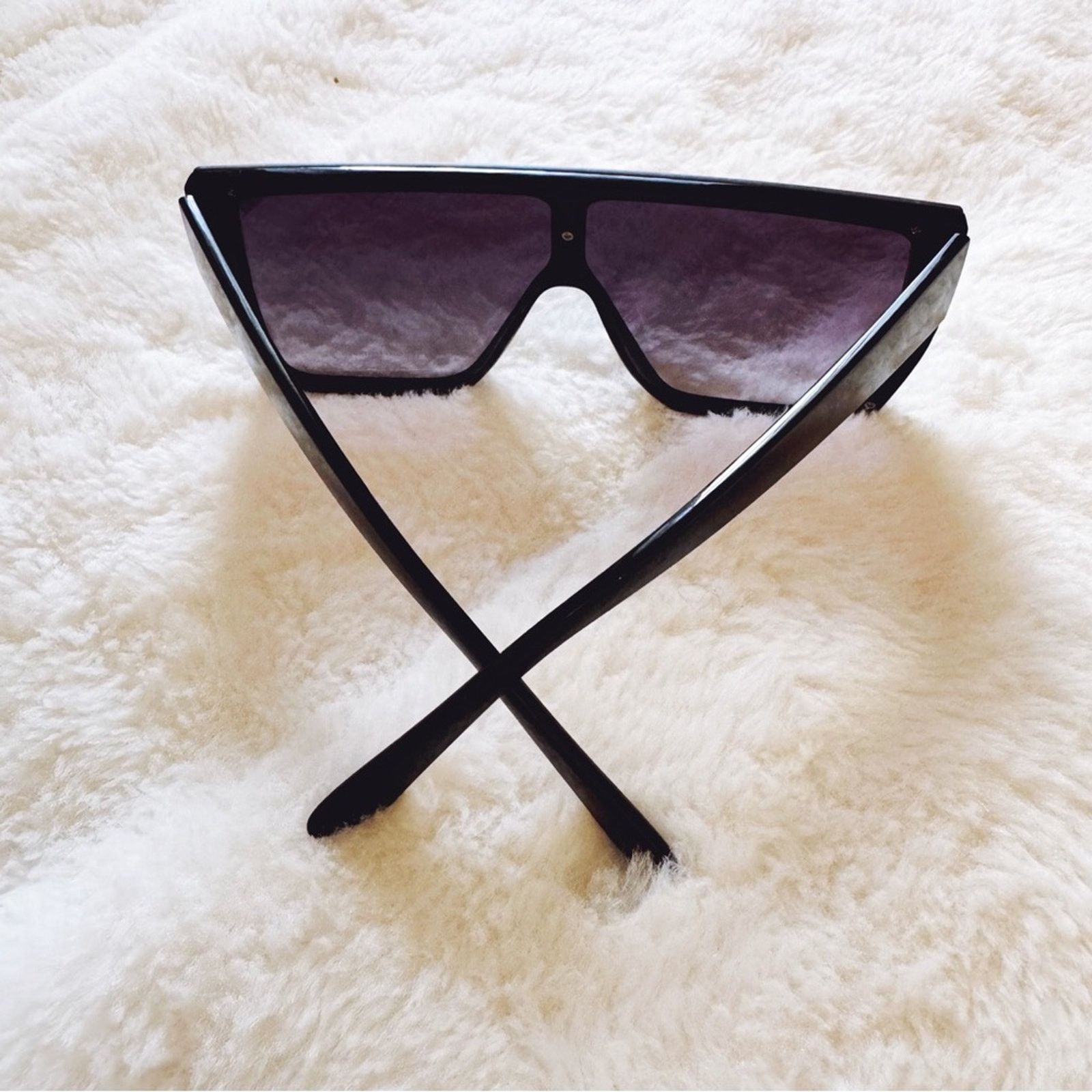 Other Greta Black Oversized Statement Sunglasses Size ONE SIZE - 10 Thumbnail