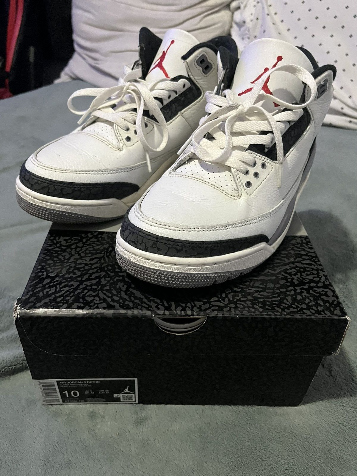 Jordan Brand DM BEFORE BUYING Jordan 3 Cement Gray Size US 10 / EU 43 - 2 Thumbnail