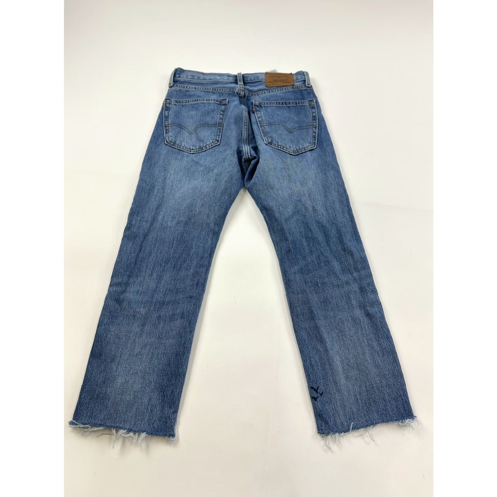 Levi's Levis 551 Jeans Mens 30 x 30 Blue Classic Straight 5-Pocket Denim USA 90s City Licensed Premium Jeans Mens Blue Vector Art Size US 30 / EU 46 - 2 Thumbnail