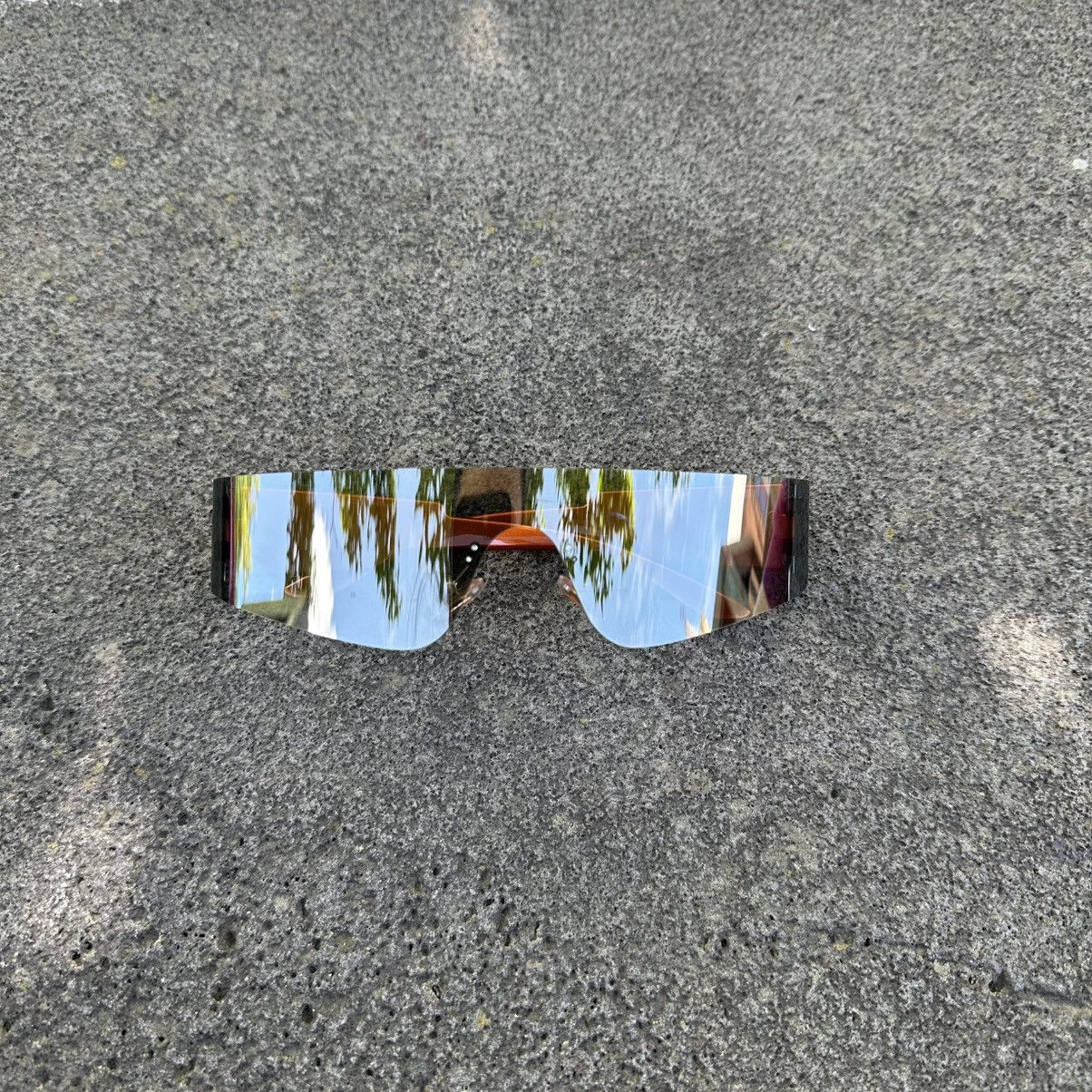 Other Y2K Unisex Sunglasses Retro Fashion Shades YL2996-04 Size ONE SIZE - 1 Thumbnail