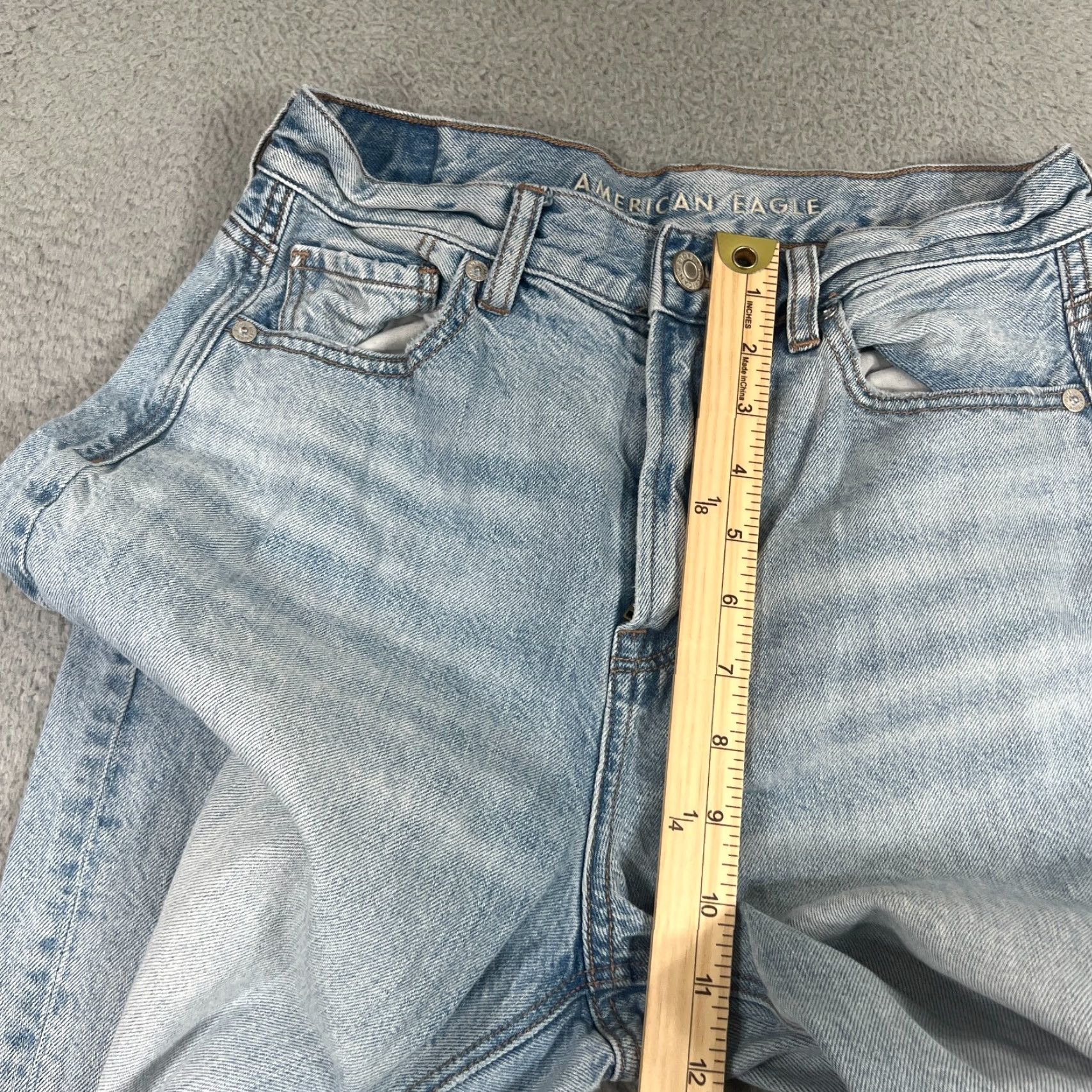 American Eagle Outfitters VINTAGE American Eagle Relaxed Mom Jeans Womens Size 4 High Rise Light Wash Denim Size 27" / US 4 / IT 40 - 4 Thumbnail