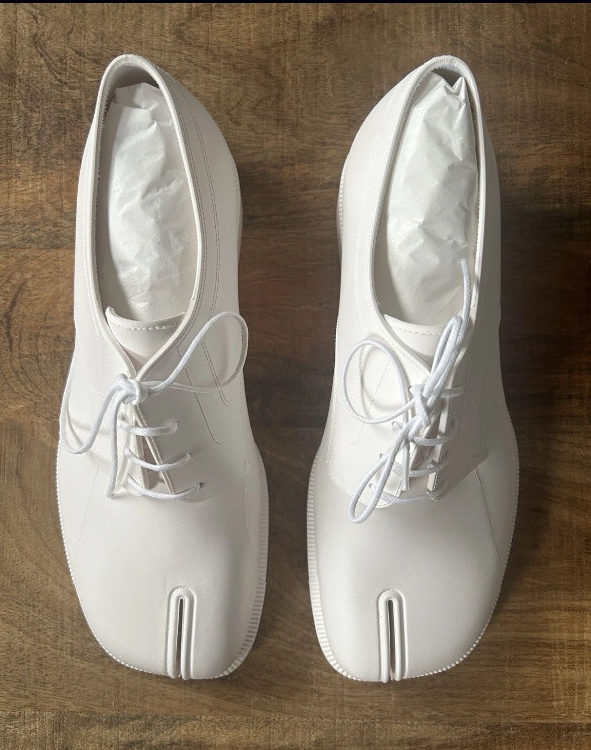Maison Margiela Maison Margiela tabi low top designer oxford 🇮🇹 MMM italy Size US 9 / EU 42 - 1 Thumbnail