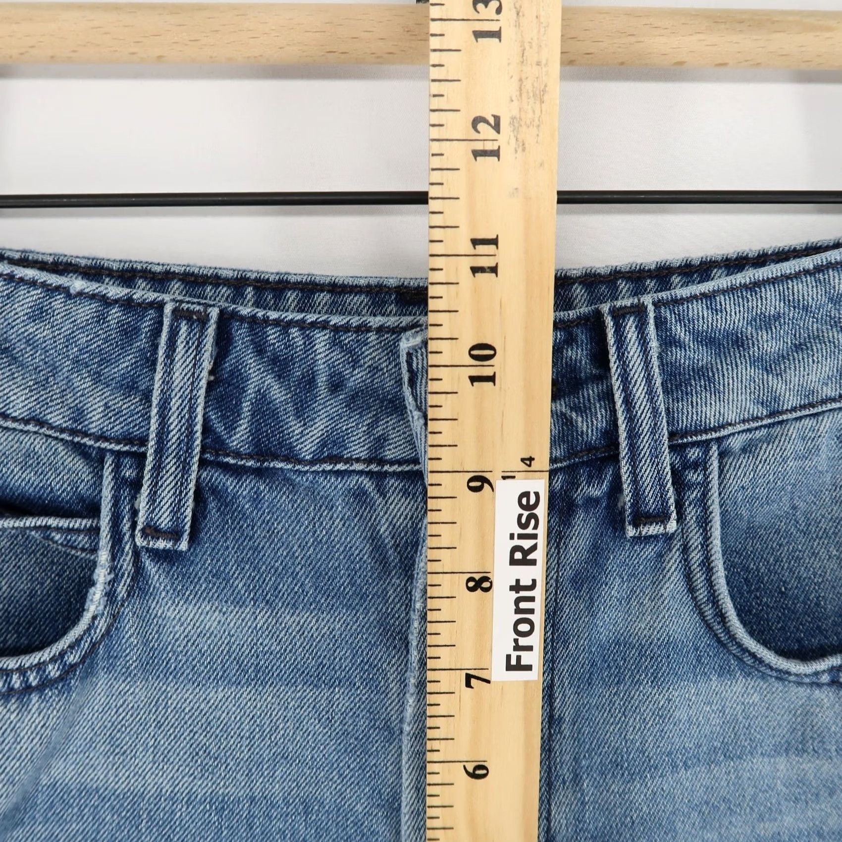 Vintage Item Specifications: Material: Genuine Leather, Thickness: 0.5 inches Size 27" / US 4 / IT 40 - 6 Thumbnail