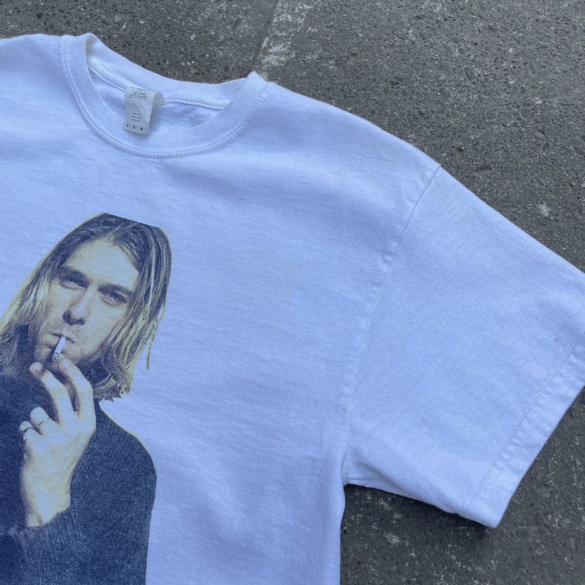 Vintage Vintage Kurt Cobain Smoke Metallica Rare Tee Size US M / EU 48-50 / 2 - 10 Thumbnail