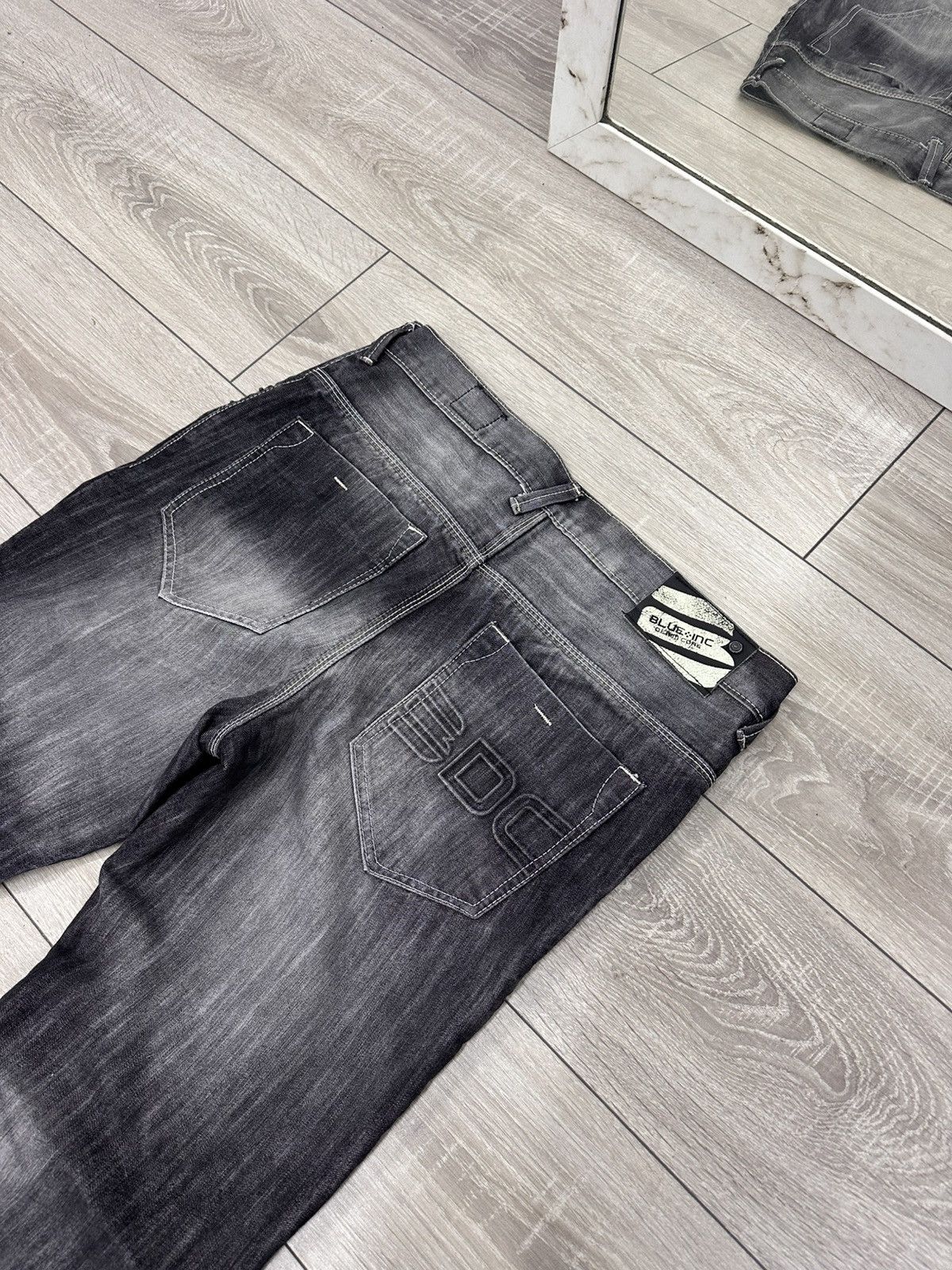 Japanese Brand Vintage Y2K Black Washed Flared Jeans Size US 34 / EU 50 - 4 Thumbnail