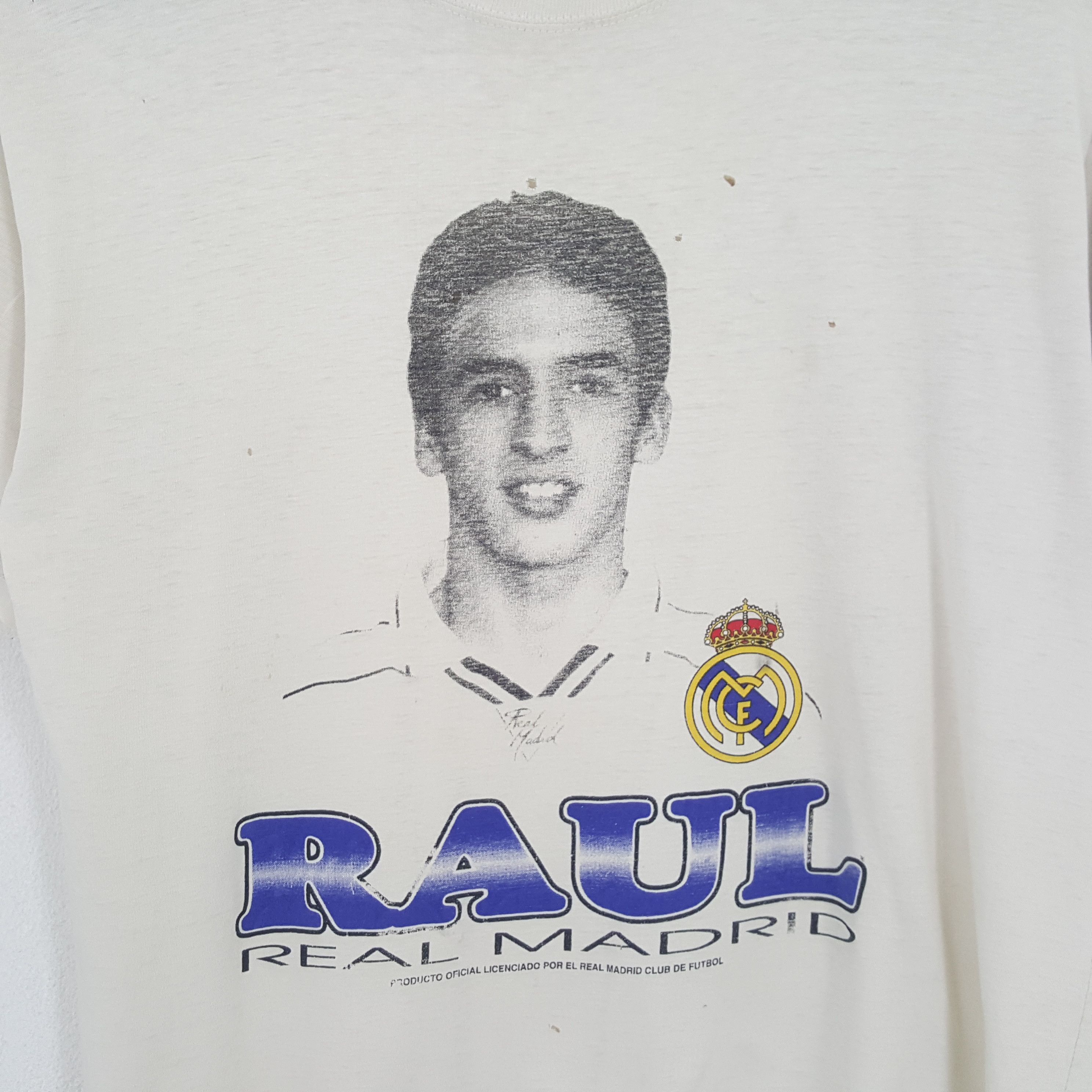 Other RAUL Gonzalez REAL MADRID Football Player Tshirt Size US L / EU 52-54 / 3 - 2 Thumbnail
