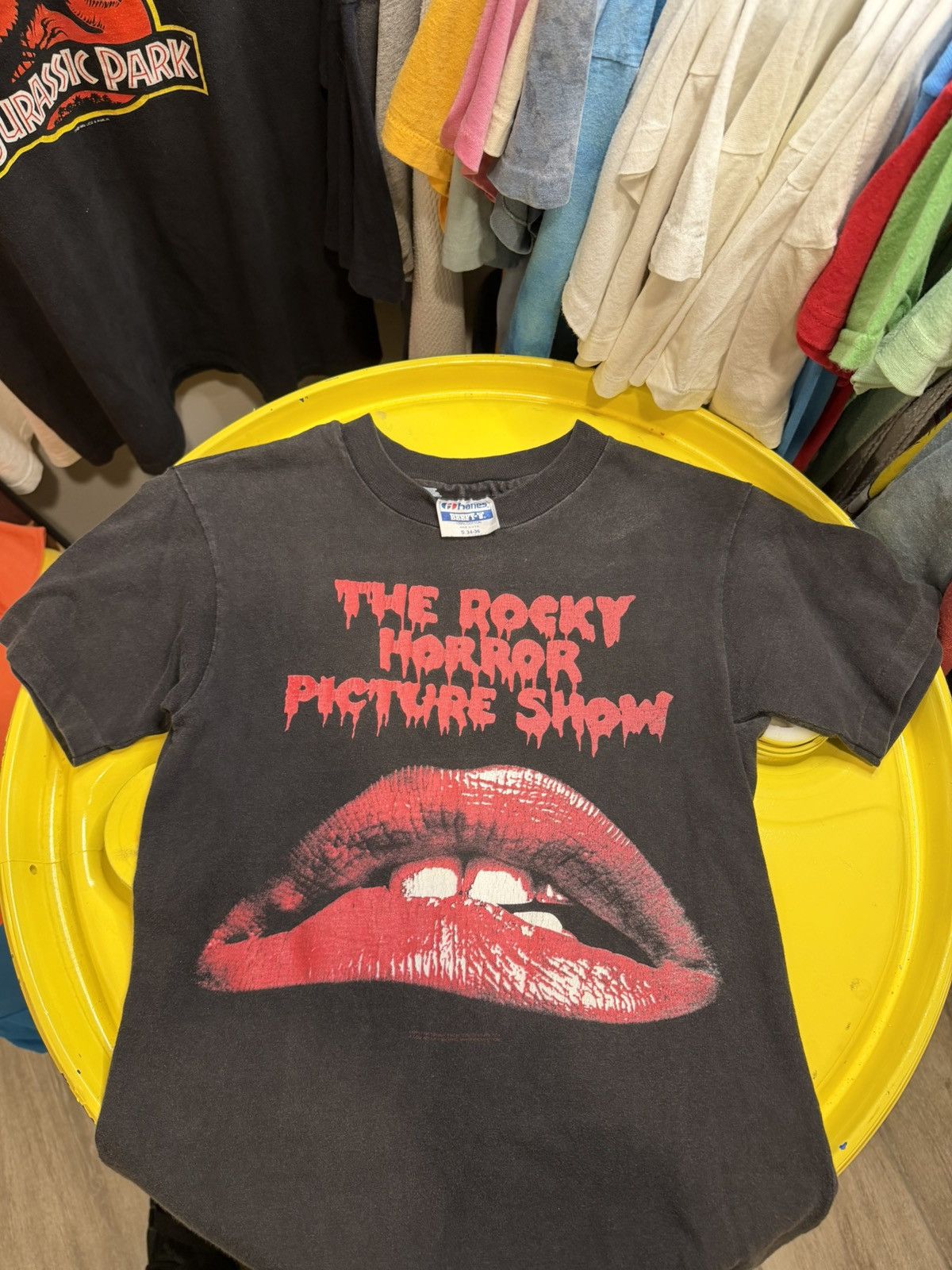 Vintage 1970s the Little House of horrors vintage T-shirt Size US S / EU 44-46 / 1 - 1 Thumbnail