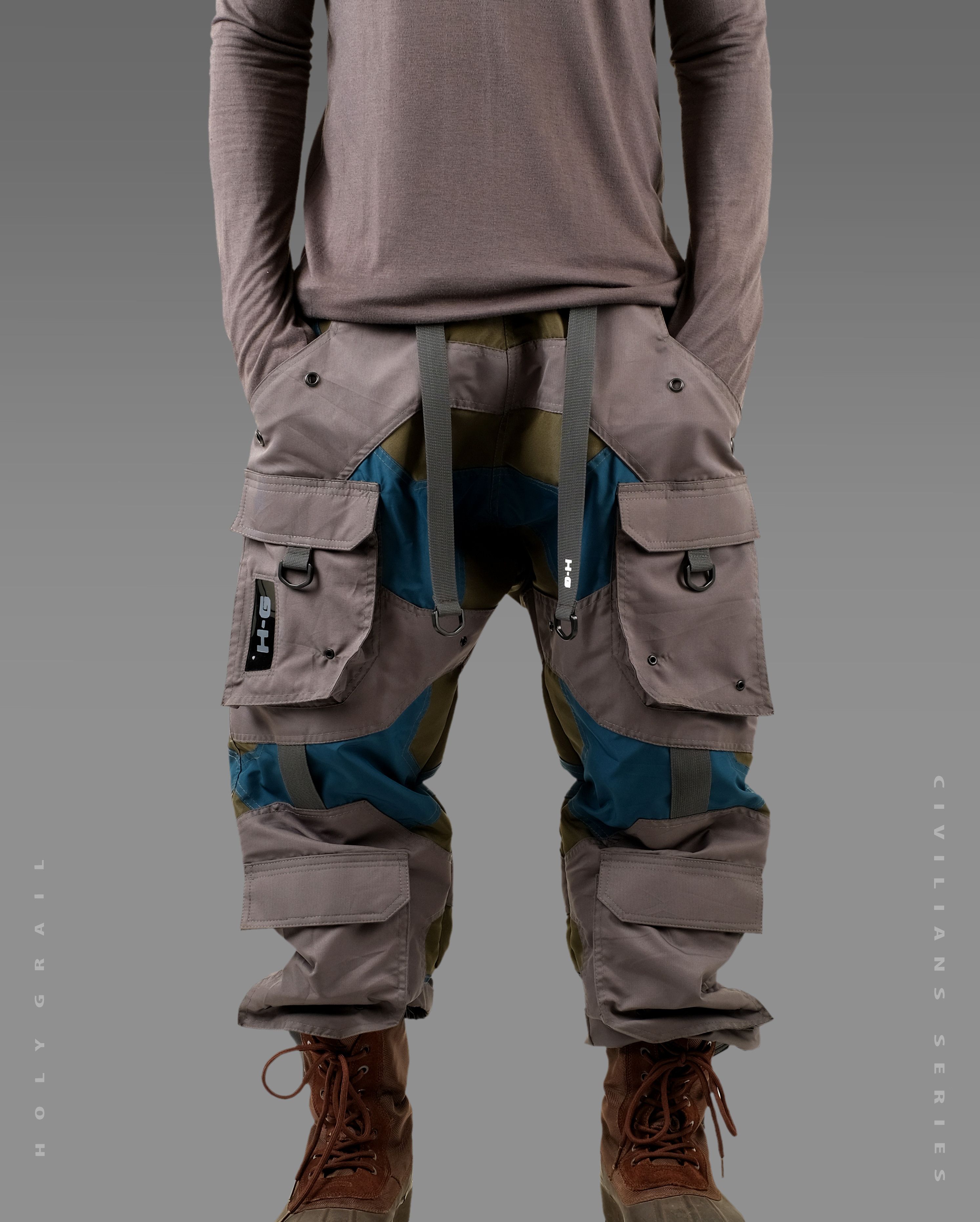 Hi Tec H-G " C I V I L I A N S " TECHWEAR CYBERPUNK HOLYGRAIL Size US 34 / EU 50 - 1 Thumbnail