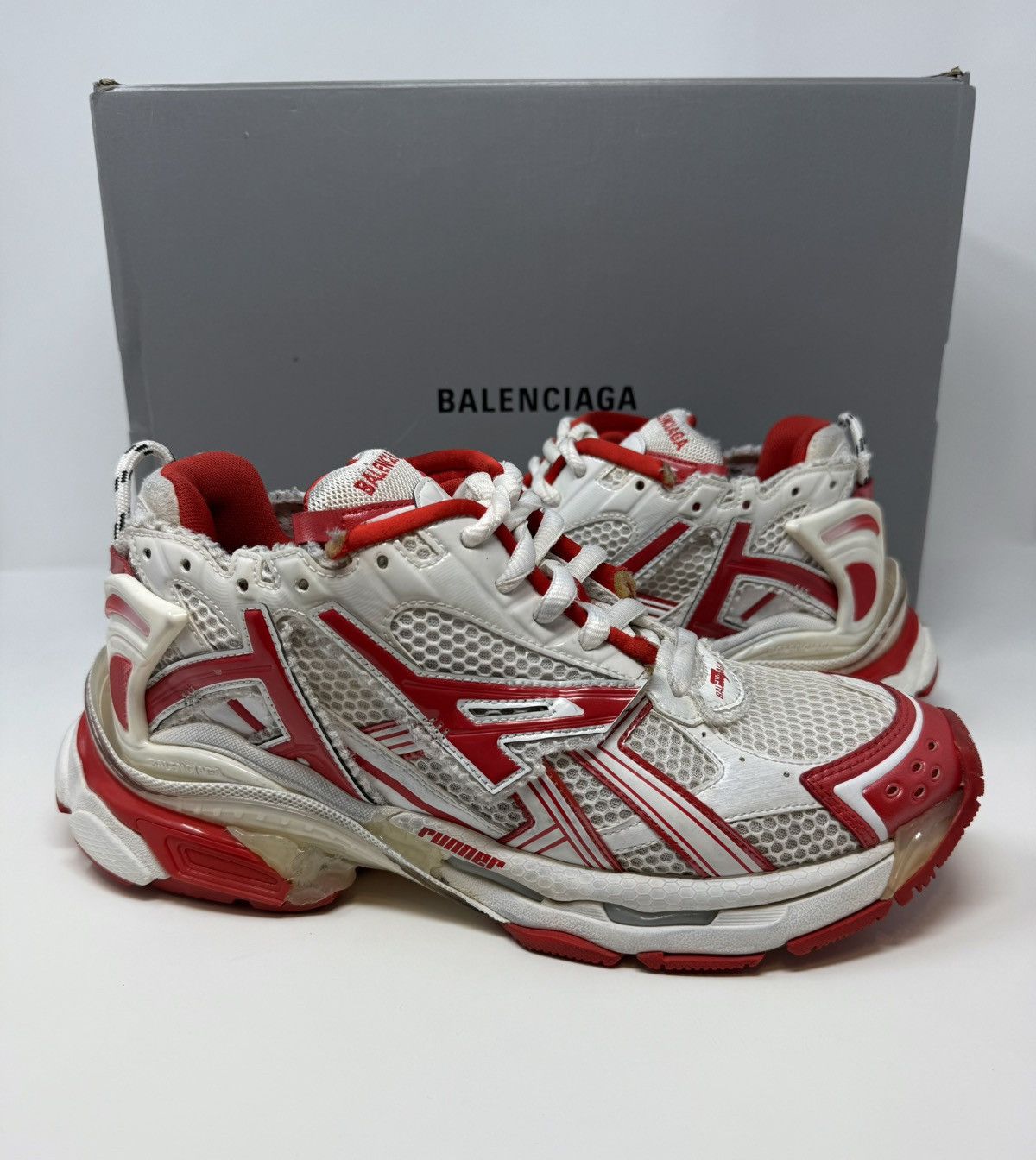 Balenciaga Balenciaga Runner Sneaker Red/White Size US 9 / EU 42 - 1 Thumbnail