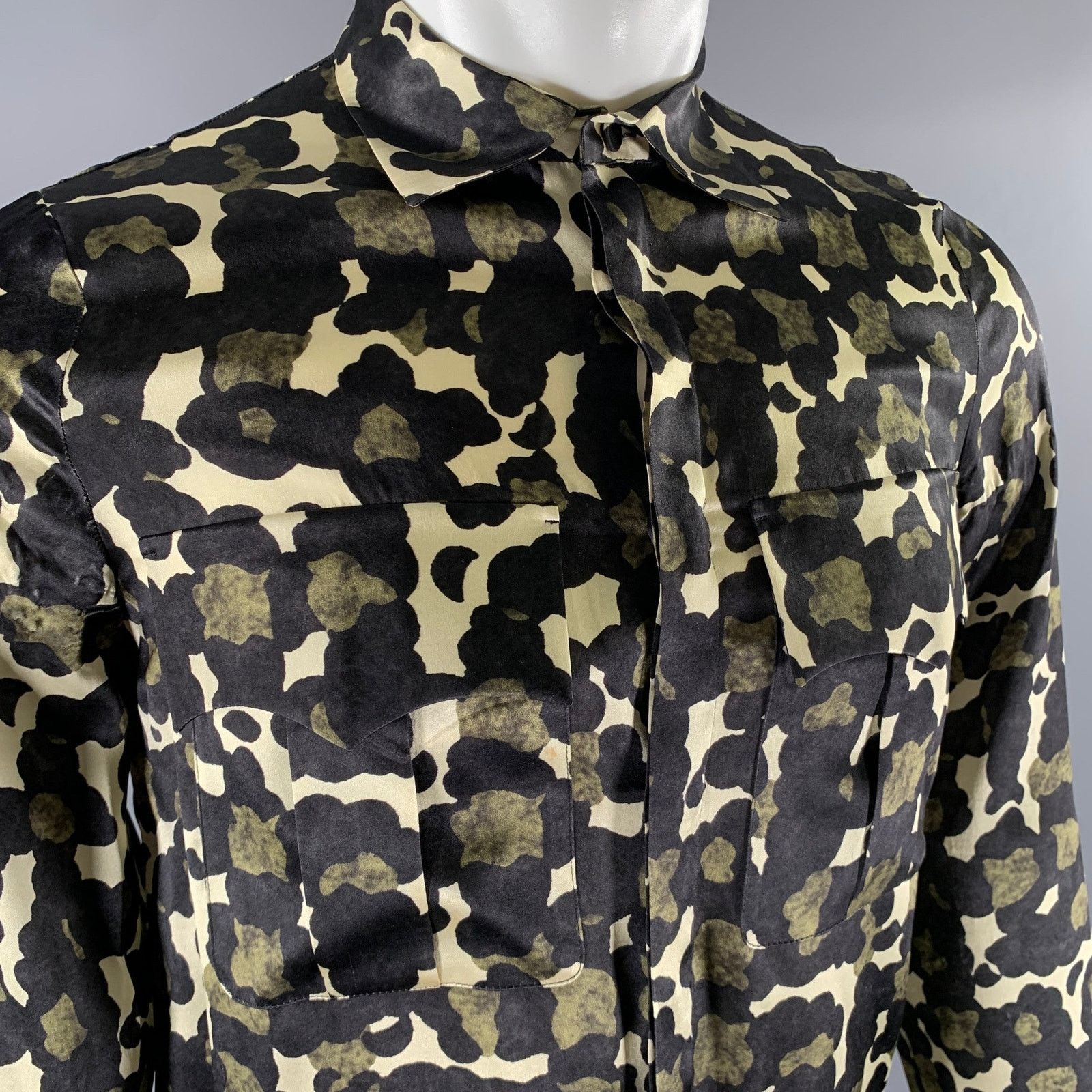 Dsquared2 DSQUARED2 Size XS Black Green Camo Silk Long Sleeve Shirt Size US XS / EU 42 / 0 - 2 Thumbnail