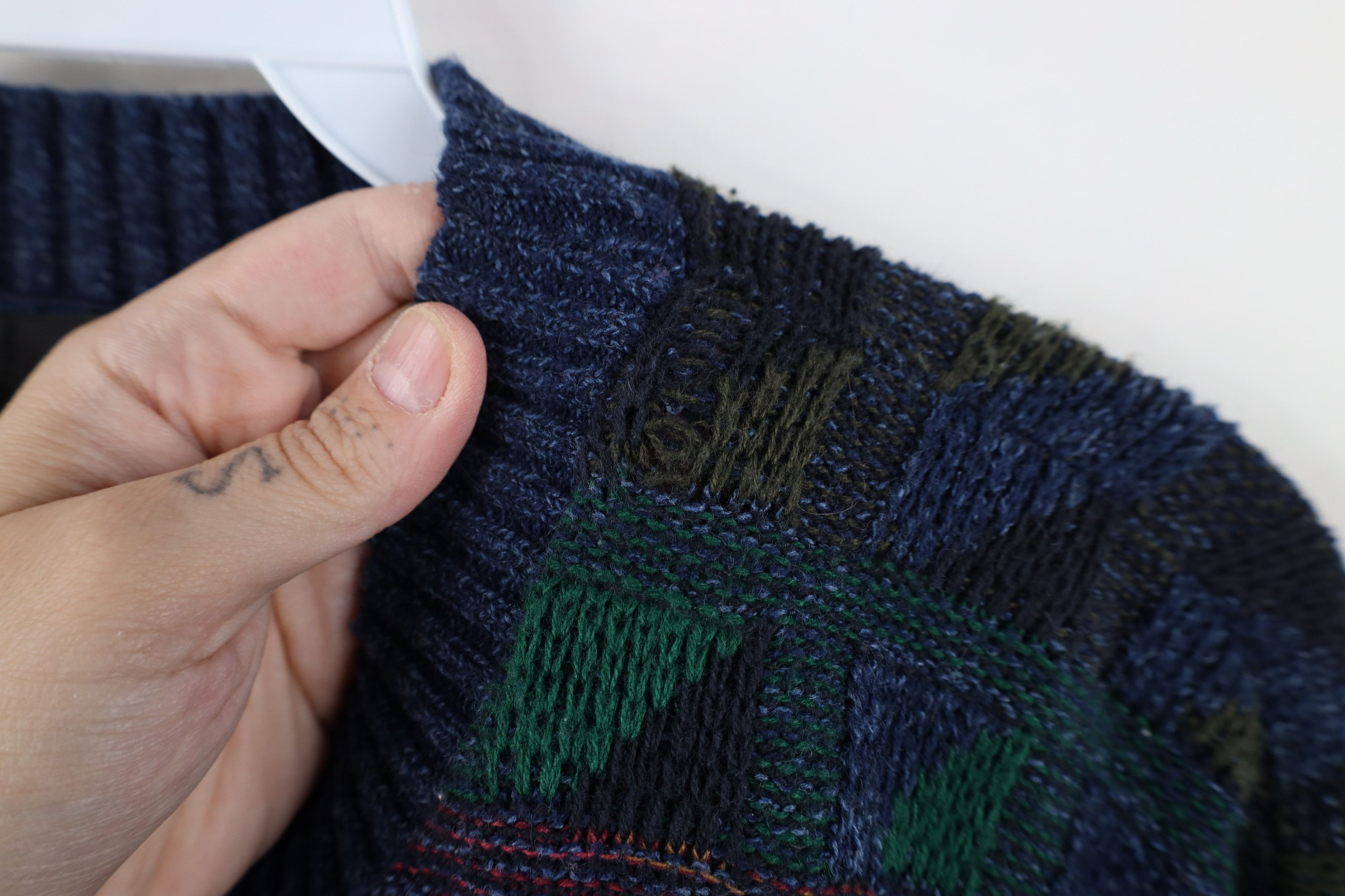 Vintage Vintage 90s Streetwear Rainbow Checkered Knit Sweater USA Size US L / EU 52-54 / 3 - 4 Thumbnail