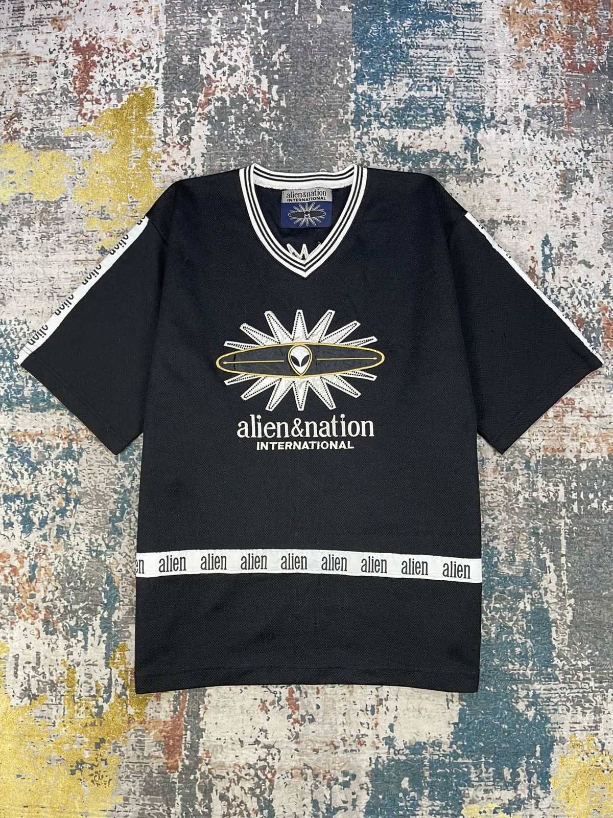 Alien Workshop Vintage 90s Alien Nation Side Tape Big Logo Size US L / EU 52-54 / 3 - 1 Thumbnail