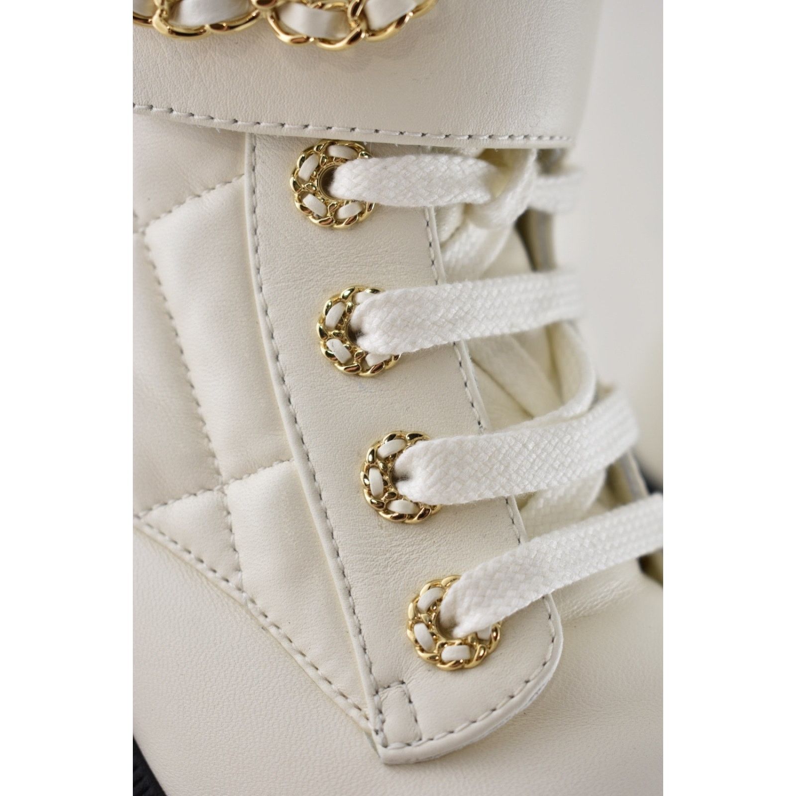Chanel Chanel 24B White Quilt Gold CC Chain Combat Boots 37c Size US 6 / IT 36 - 9 Thumbnail