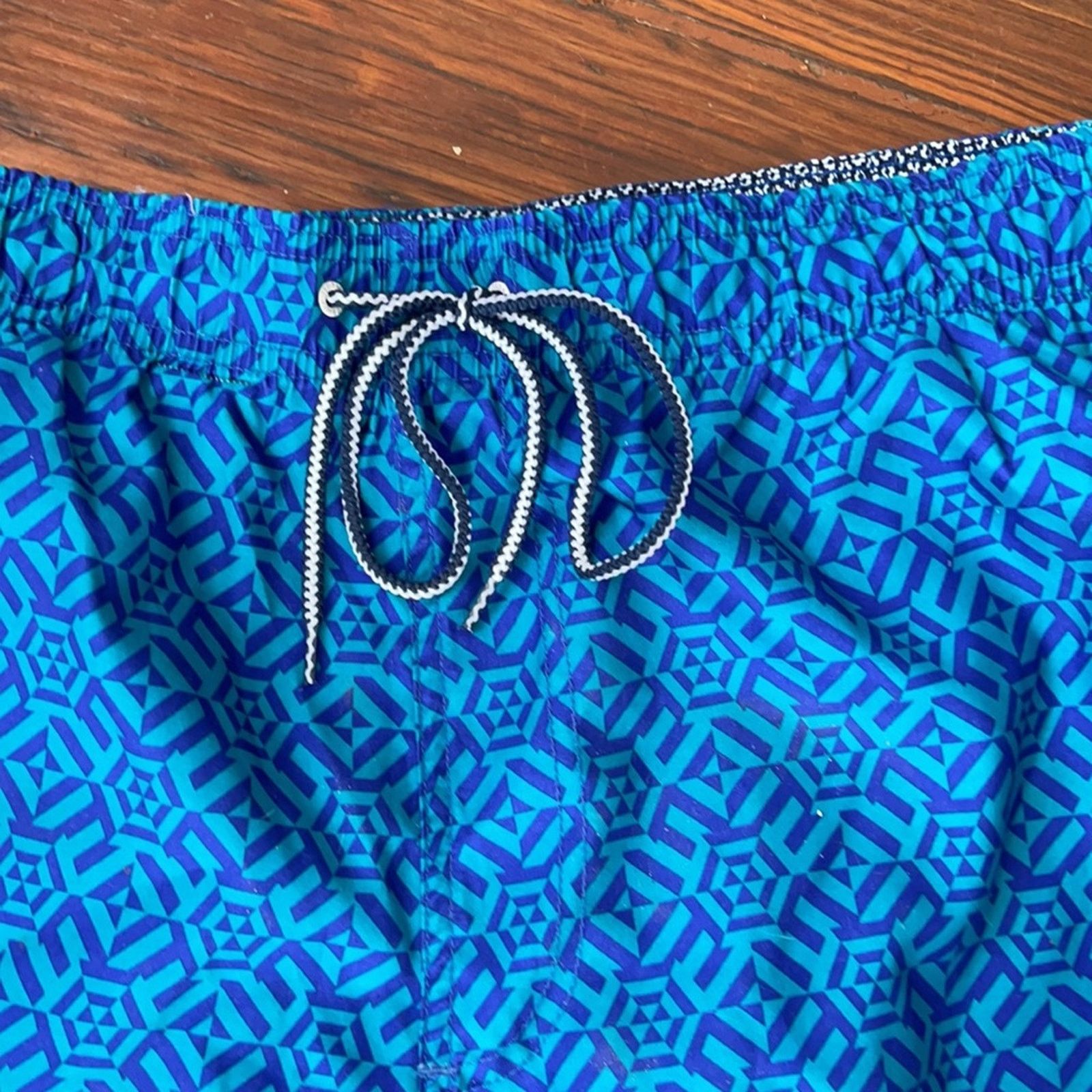 Ted Baker Ted Baker lined geometric print swim trunks sz 7 Size US 36 / EU 52 - 2 Thumbnail