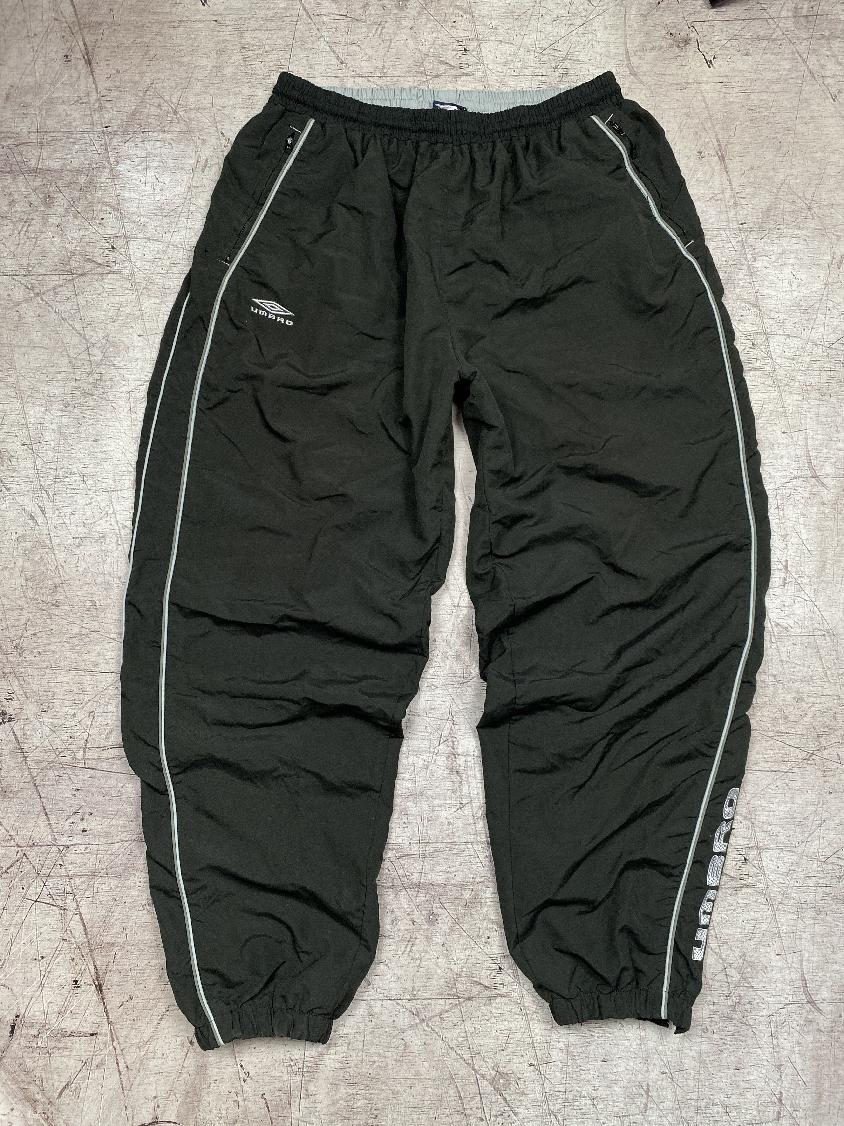 Umbro × Vintage Umbro Vintage Mens Nylon Baggy Pants Drill Style Size US 38 / EU 54 - 10 Thumbnail