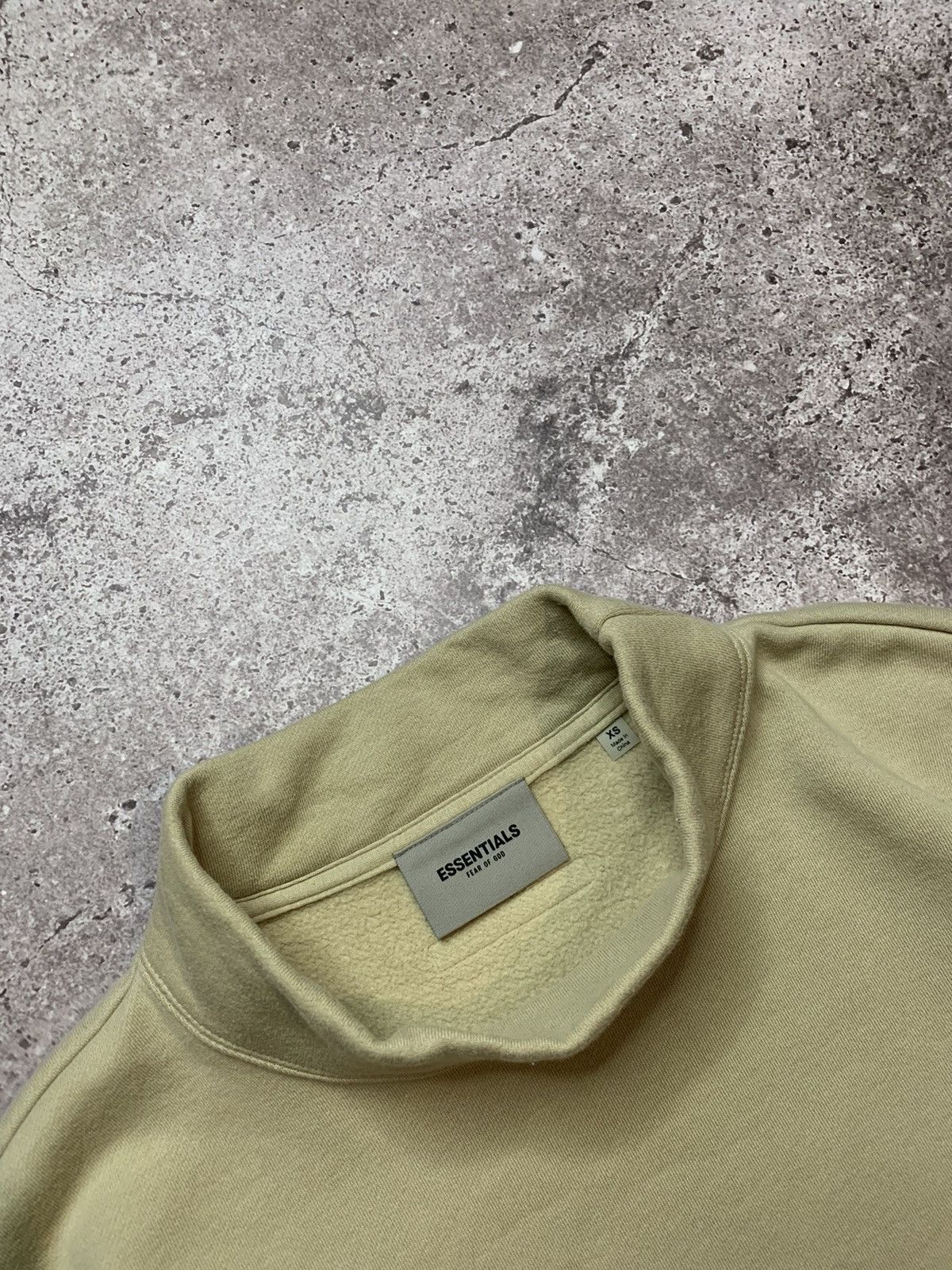 Fear of God Fear of God Essentials Mock Neck Sweatshirt Size US XS / EU 42 / 0 - 3 Thumbnail