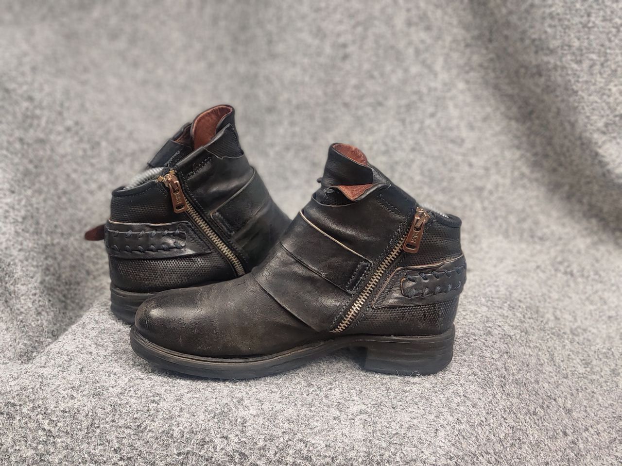 A.S.98 A.S.98 Vintage Durable Leather Zip buckles Ankle Boots Size US 6 / IT 36 - 15 Thumbnail