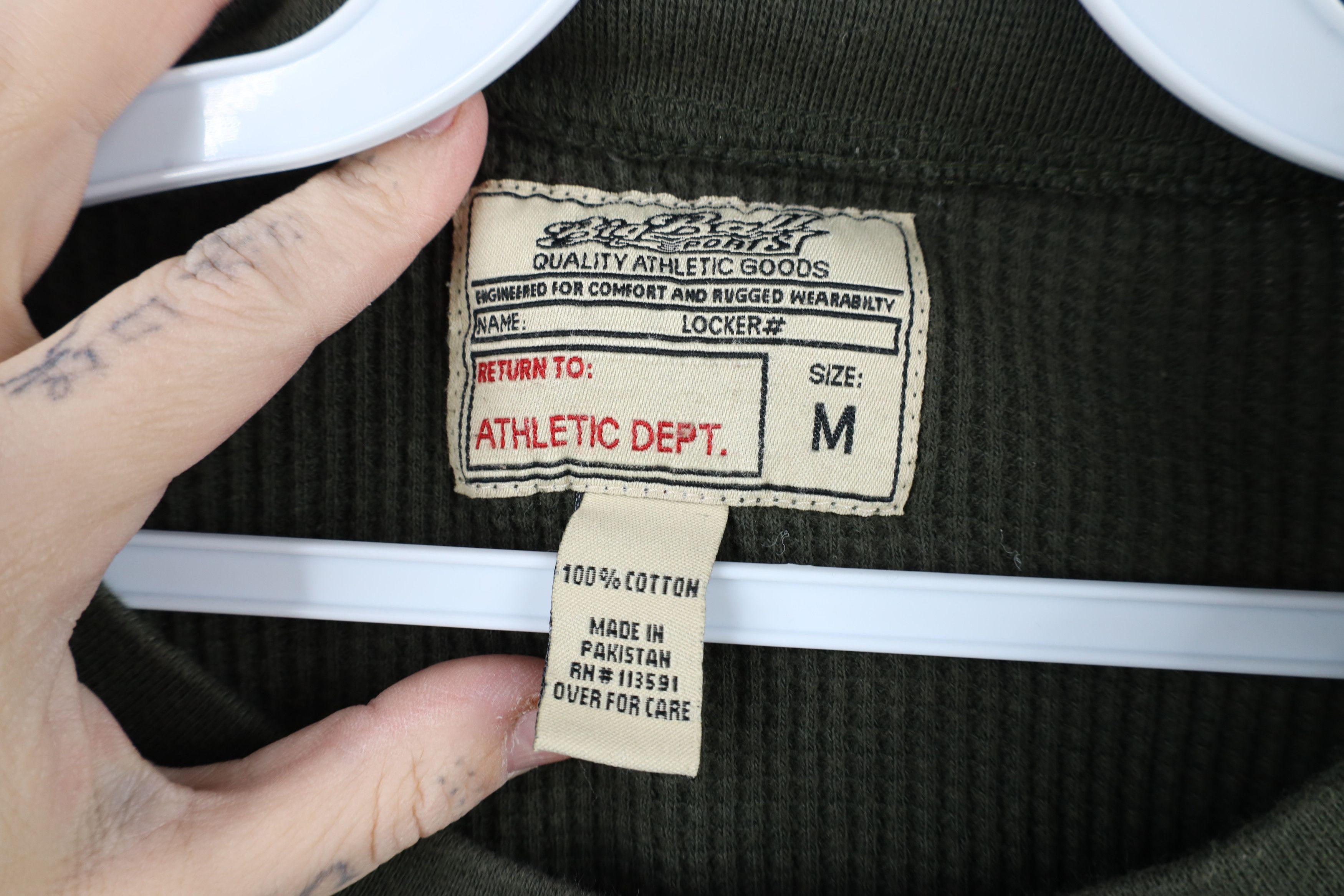 Vintage Vintage 90s Streetwear Waffle Knit Long Sleeve T-Shirt Olive Size US M / EU 48-50 / 2 - 4 Thumbnail
