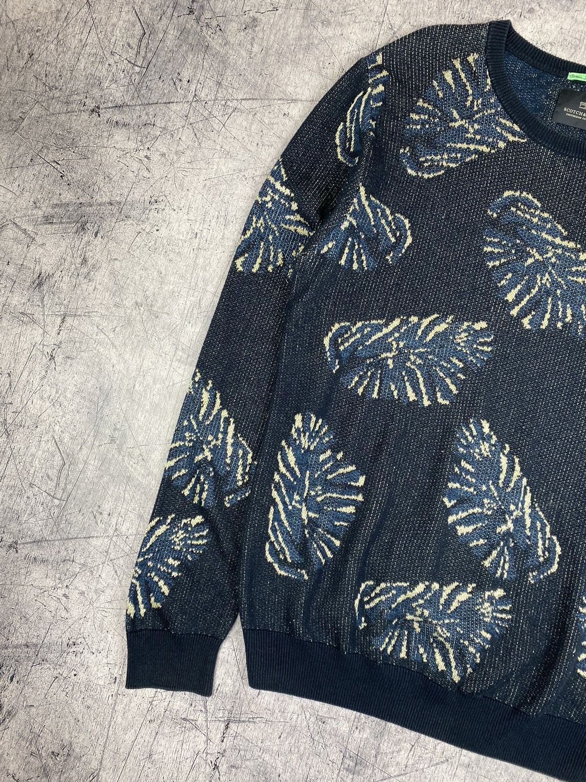Scotch & Soda Scotch & Soda Overprinted Sweatshirt Size L Size US L / EU 52-54 / 3 - 3 Thumbnail