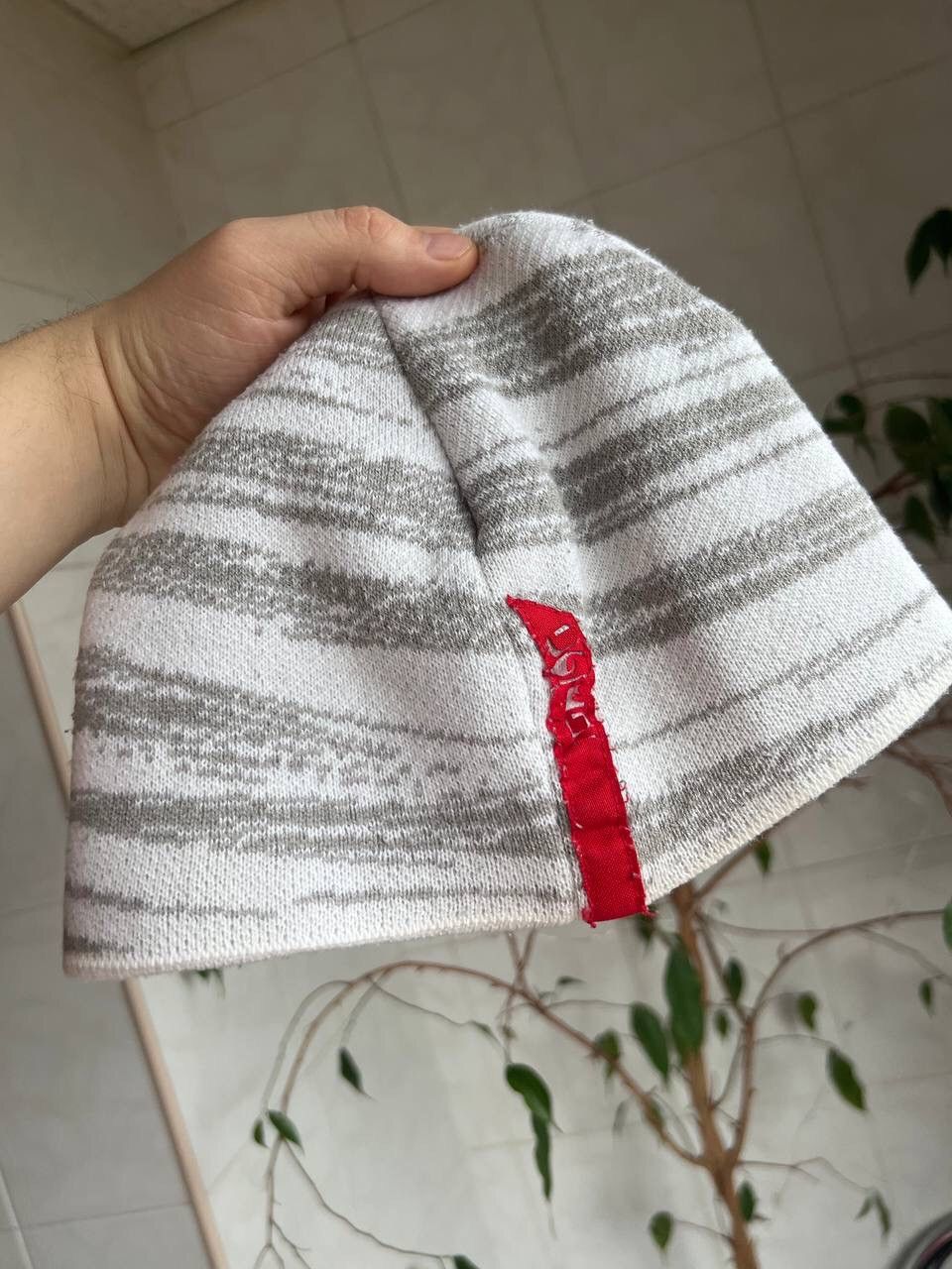 Nike × Vintage Vintage Streetwear Nike Beanie Hat Red Swoosh 90s Size ONE SIZE - 4 Thumbnail