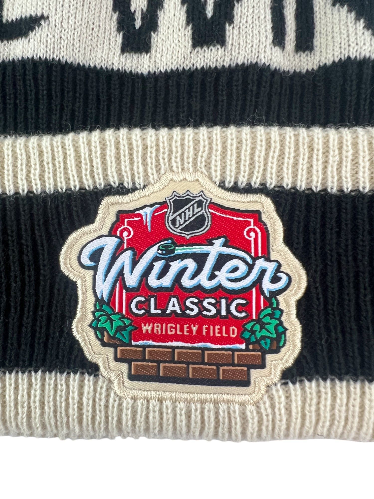 NHL Blackhawks 2025 NHL Winter Classic Beanie Fanatics Knit Hat Size ONE SIZE - 4 Thumbnail