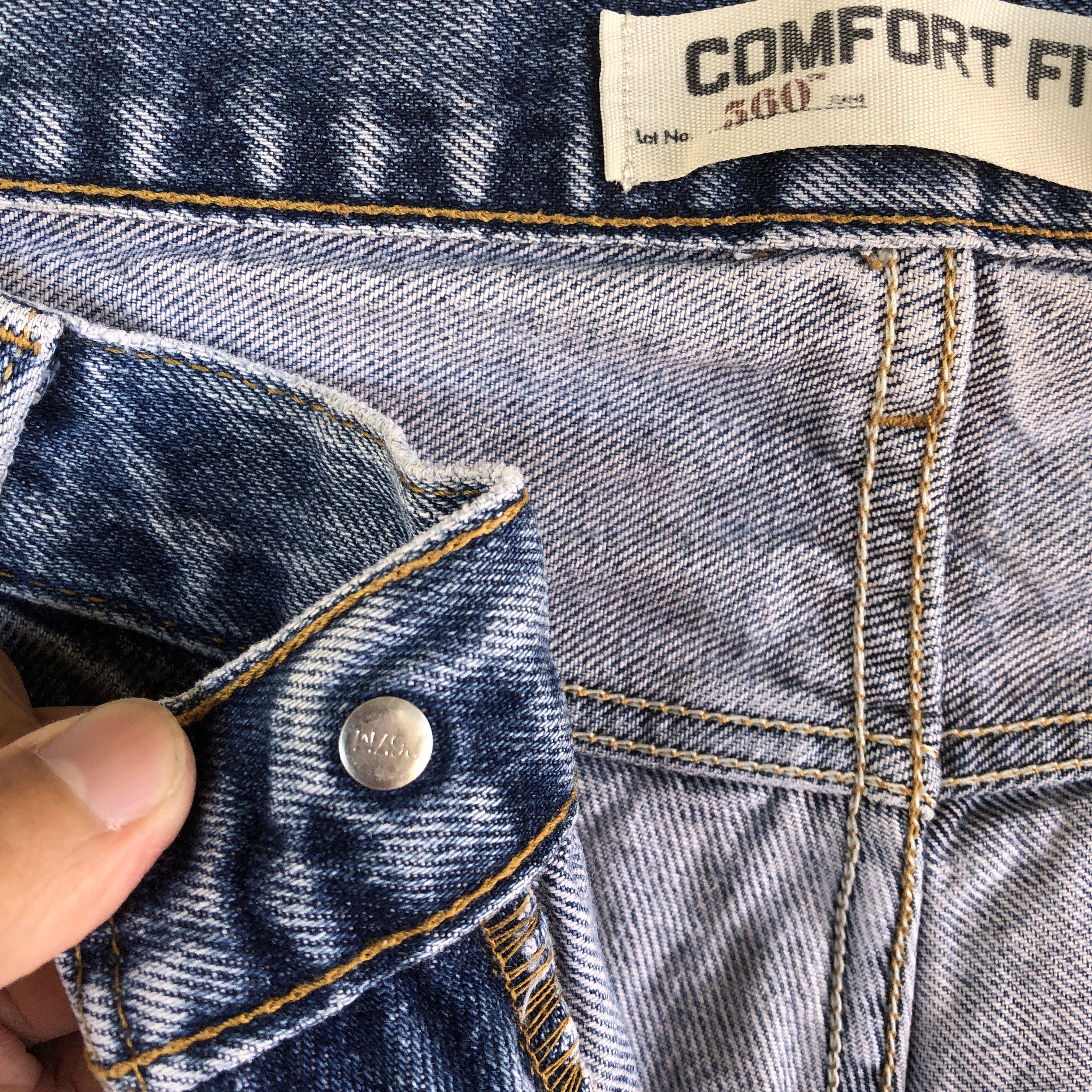Levi's Vintage Y2K Levis 560 Light Wash Jeans Levi's Faded Denim Size US 40 / EU 56 - 7 Thumbnail