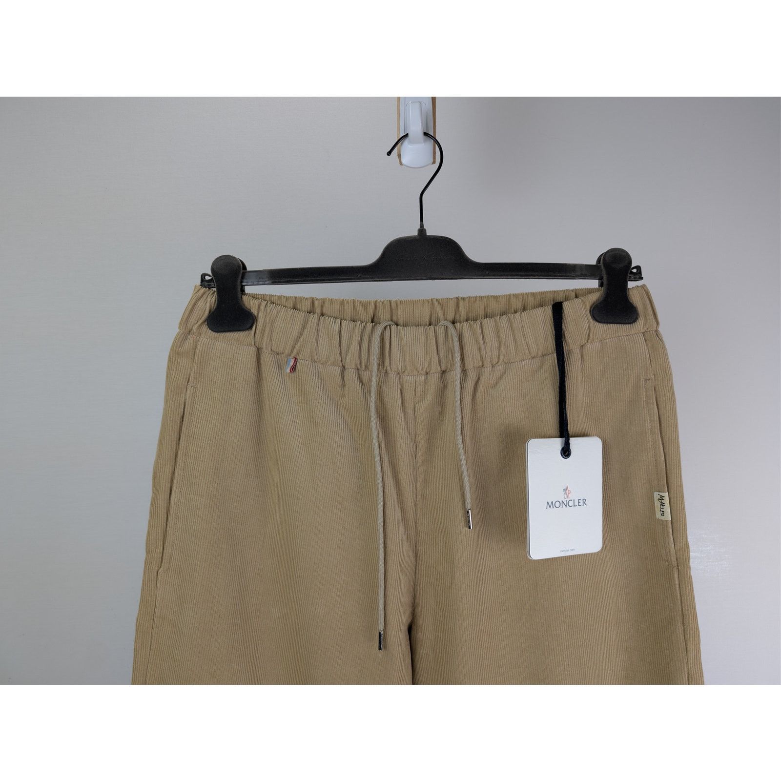 Moncler o1rshd1 Trousers Sweatpants in Beige Size US 32 / EU 48 - 5 Thumbnail