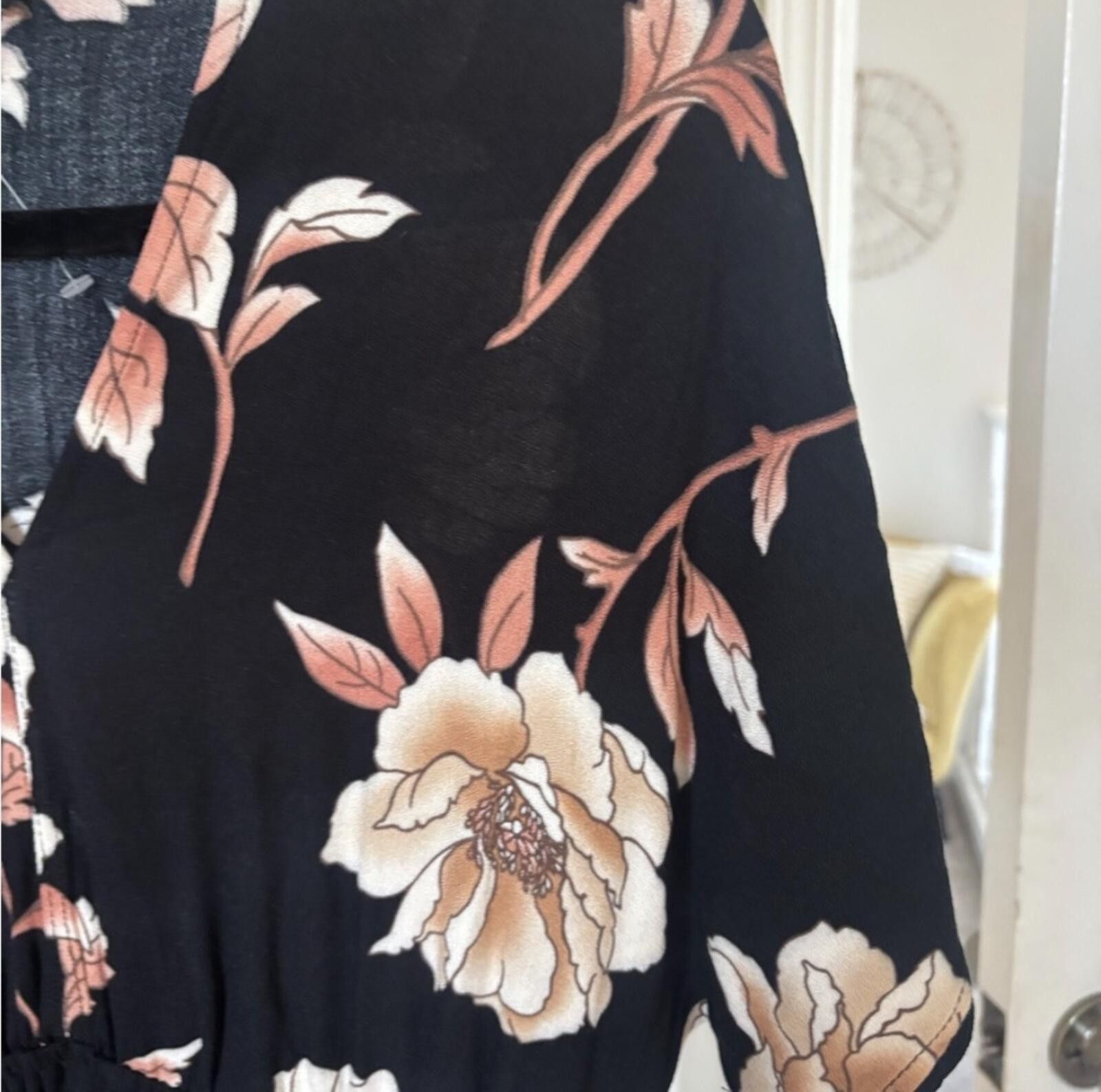 Forever 21 Forever 21 Floral Dress Size M / US 6-8 / IT 42-44 - 3 Thumbnail