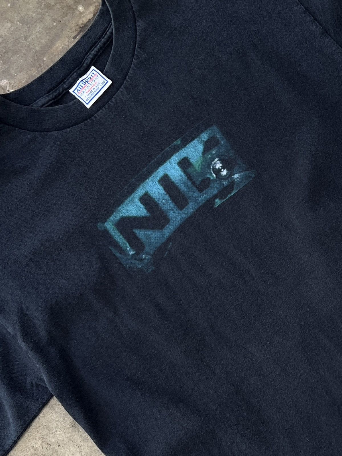 Band Tees Vintage Nine Inch Nails NIN Nothing Rock Band Tee Large Size US L / EU 52-54 / 3 - 1 Thumbnail