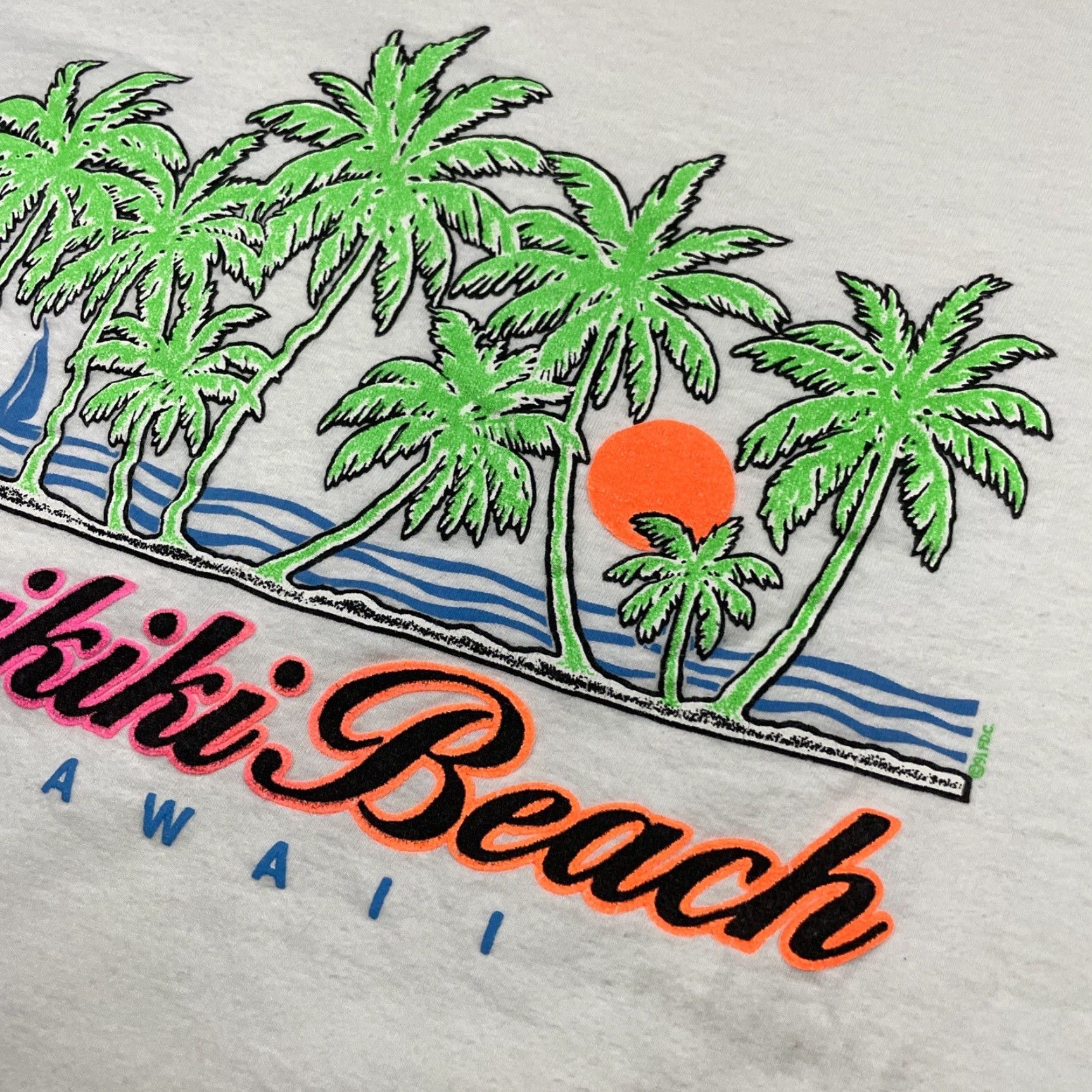 Hanes VINTAGE Waikiki Hawaii T-Shirt Large L 90s USA Made Tee Blue Pink Green Size US L / EU 52-54 / 3 - 4 Thumbnail