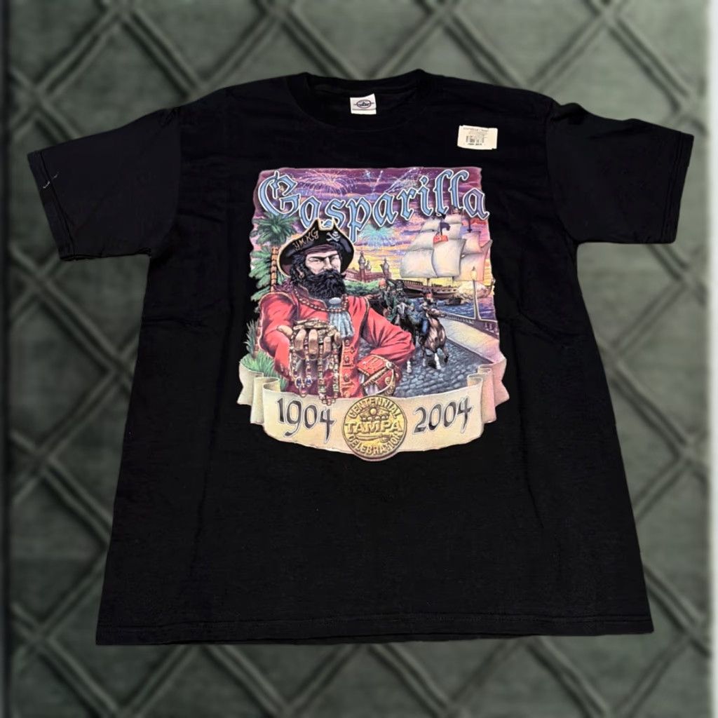 Delta VINTAGE Gasparilla Pirate Festival T-Shirt Tampa Florida Black M Men 2004 Florida Theme Pirates New With Tags Size US M / EU 48-50 / 2 - 1 Thumbnail