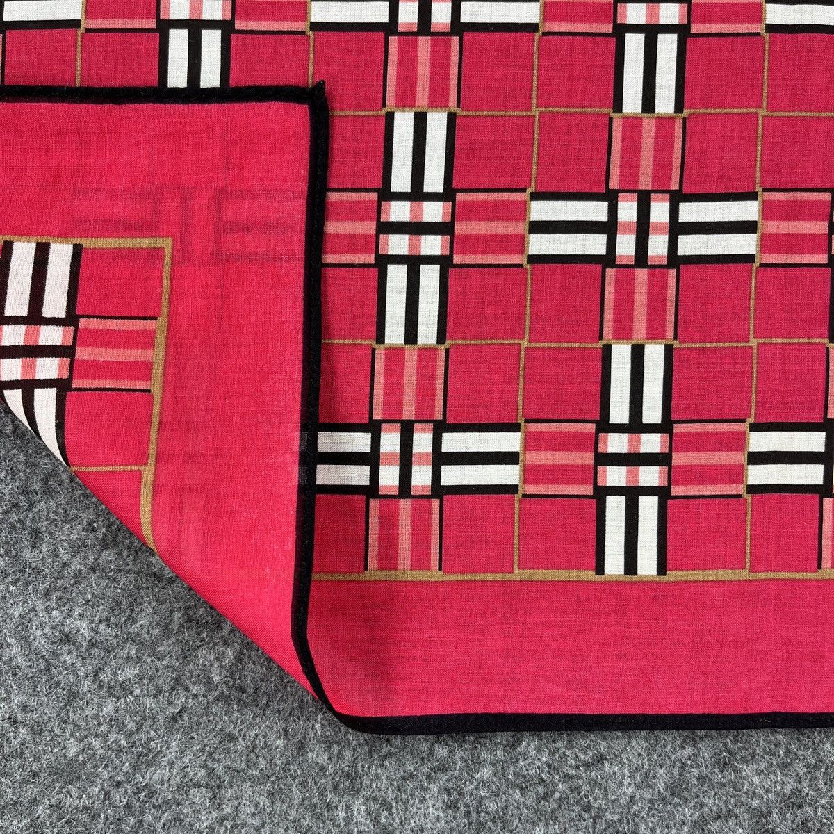 Burberry Burberry Handkerchief / Bandana / Neckerchief B873 Size ONE SIZE - 7 Thumbnail