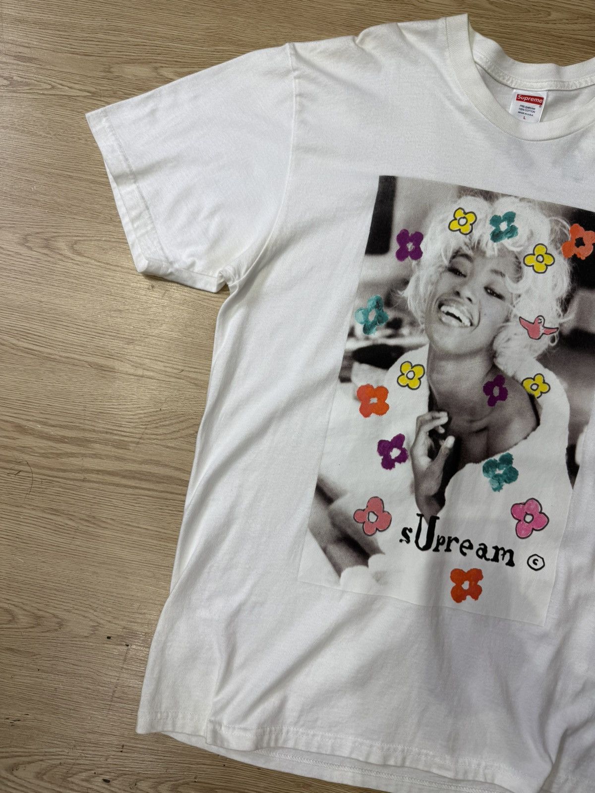 Supreme 90’s SUPREME RARE CENTRAL BIG NAOMI LOGO RETRO Y2K TSHIRT Size US L / EU 52-54 / 3 - 3 Thumbnail