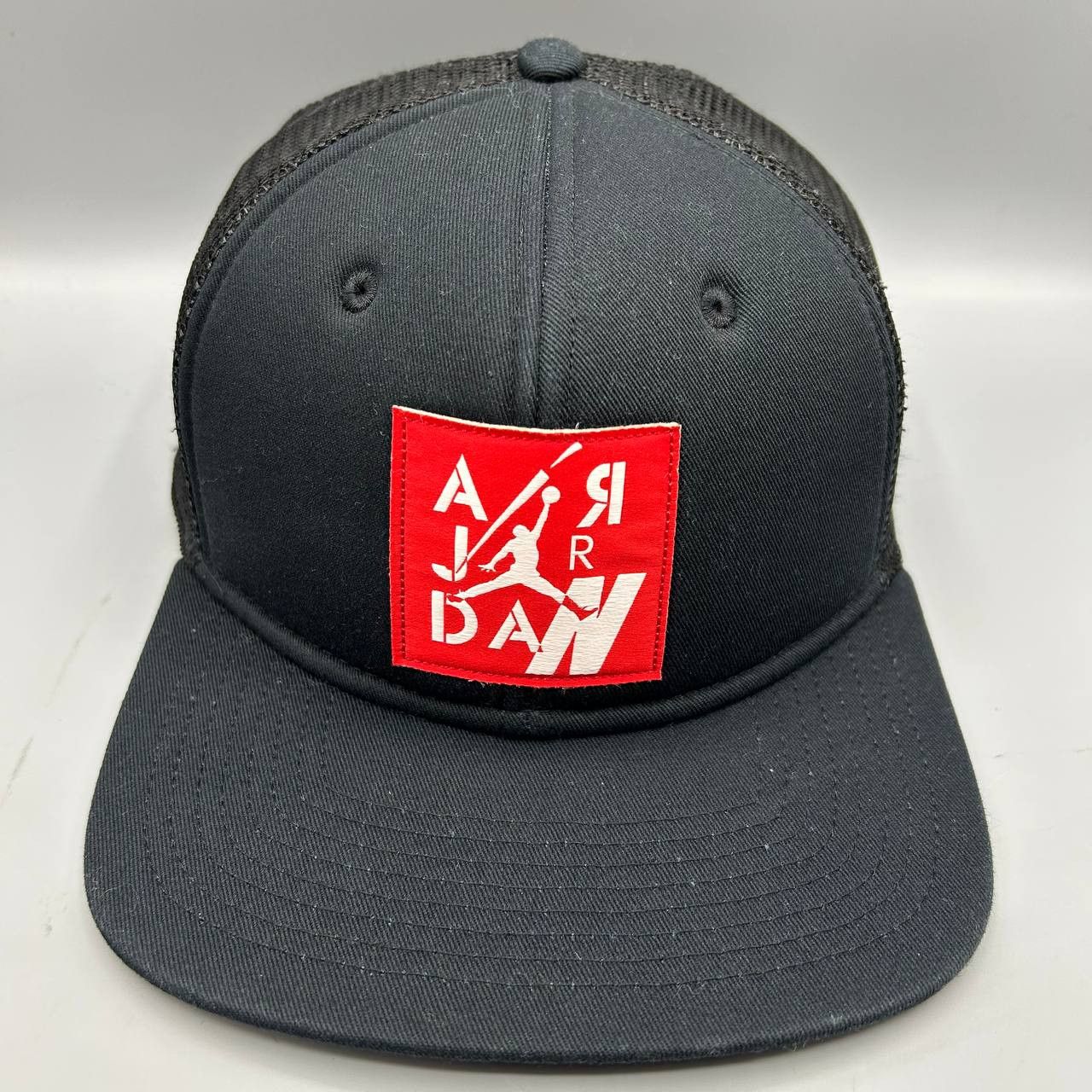 Jordan Brand Air Jordan Trucker Hat Men Nike Air Snap Back Cap Size ONE SIZE - 1 Thumbnail