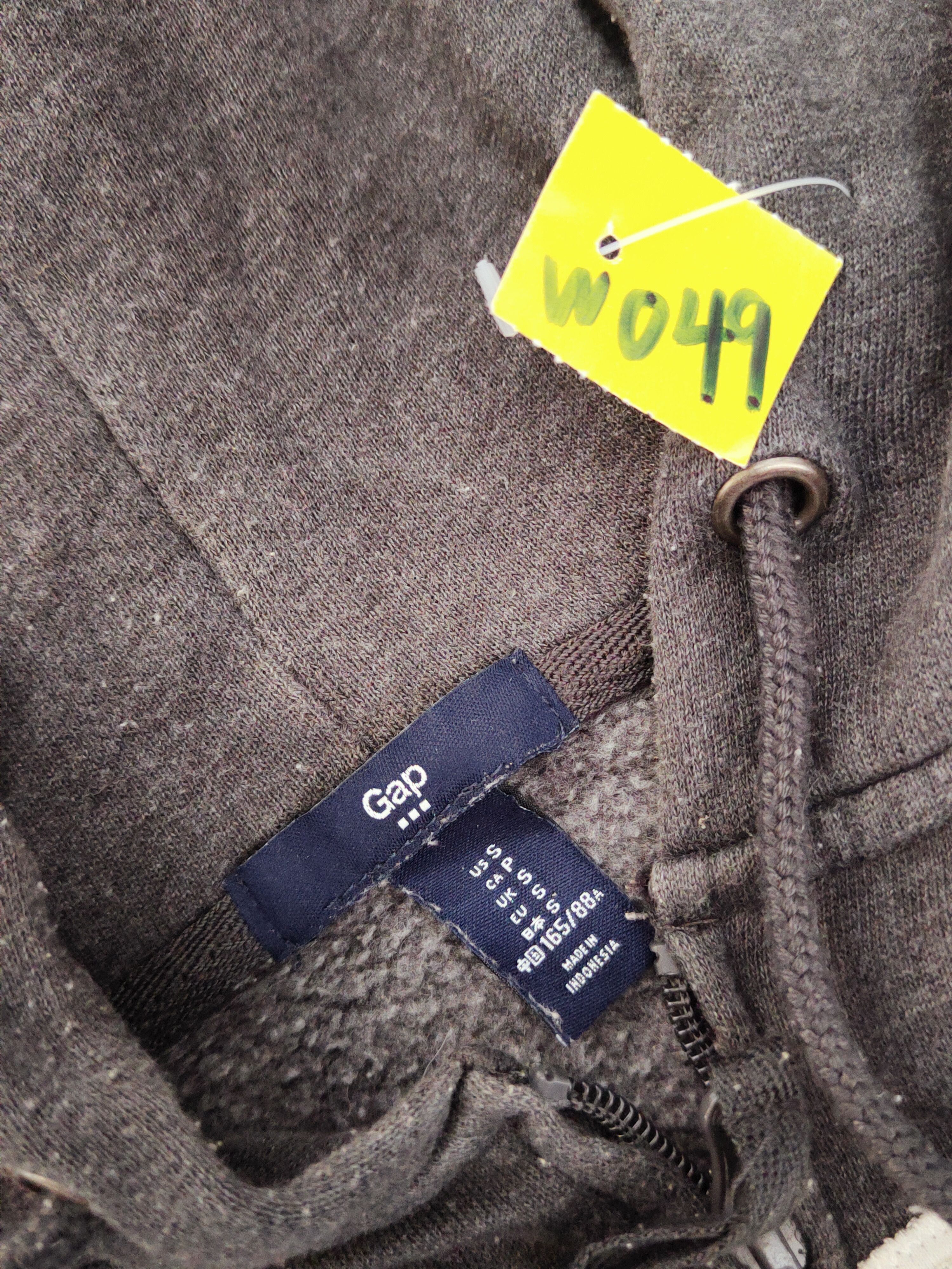 Gap Gap Black Faded Hoodie Sweaters #W049 Size US S / EU 44-46 / 1 - 12 Thumbnail