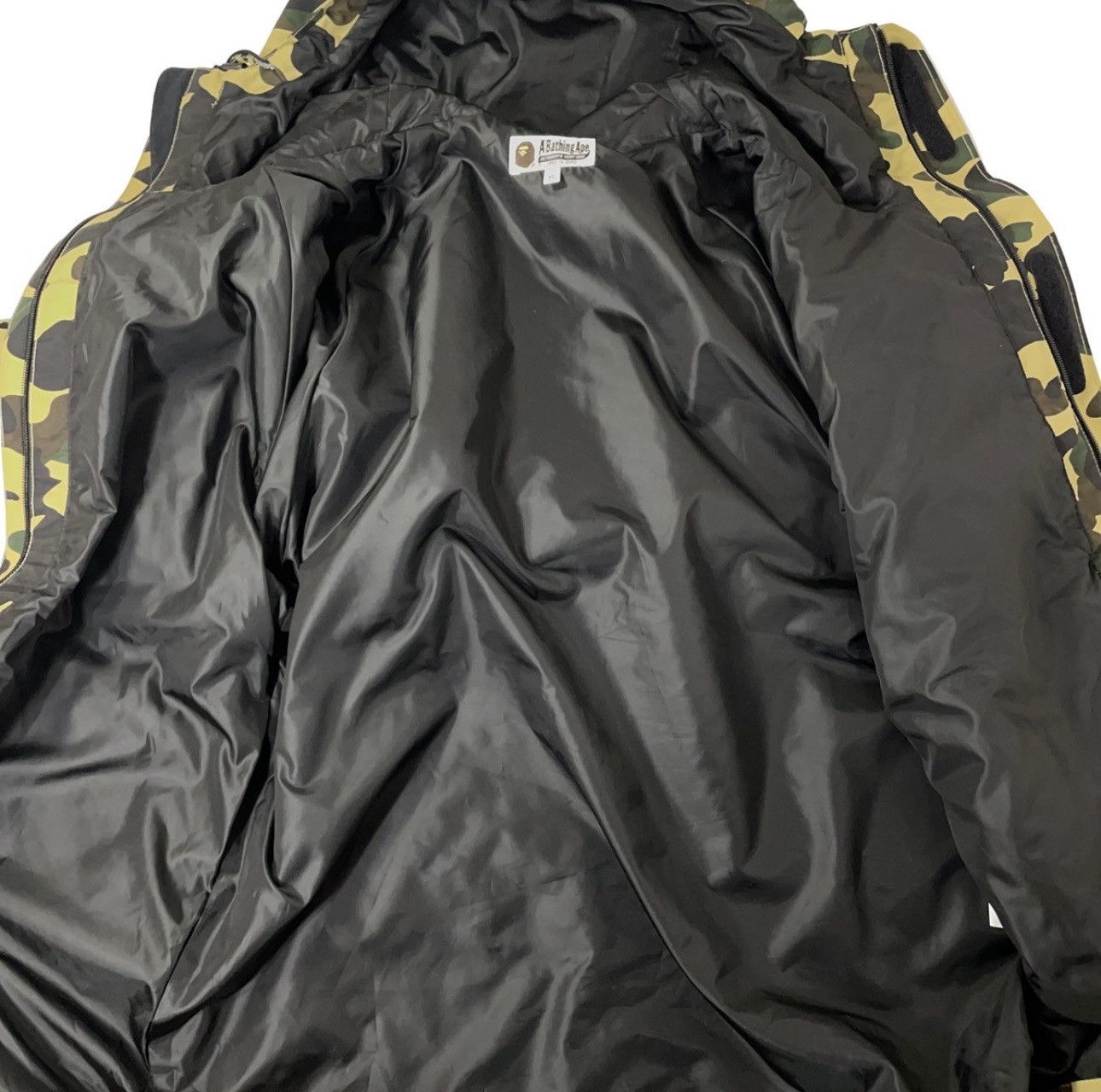Bape A BATHING APE OVO BAPE 1ST CAMO SNOWBOARD JACKET Size US XL / EU 56 / 4 - 3 Thumbnail
