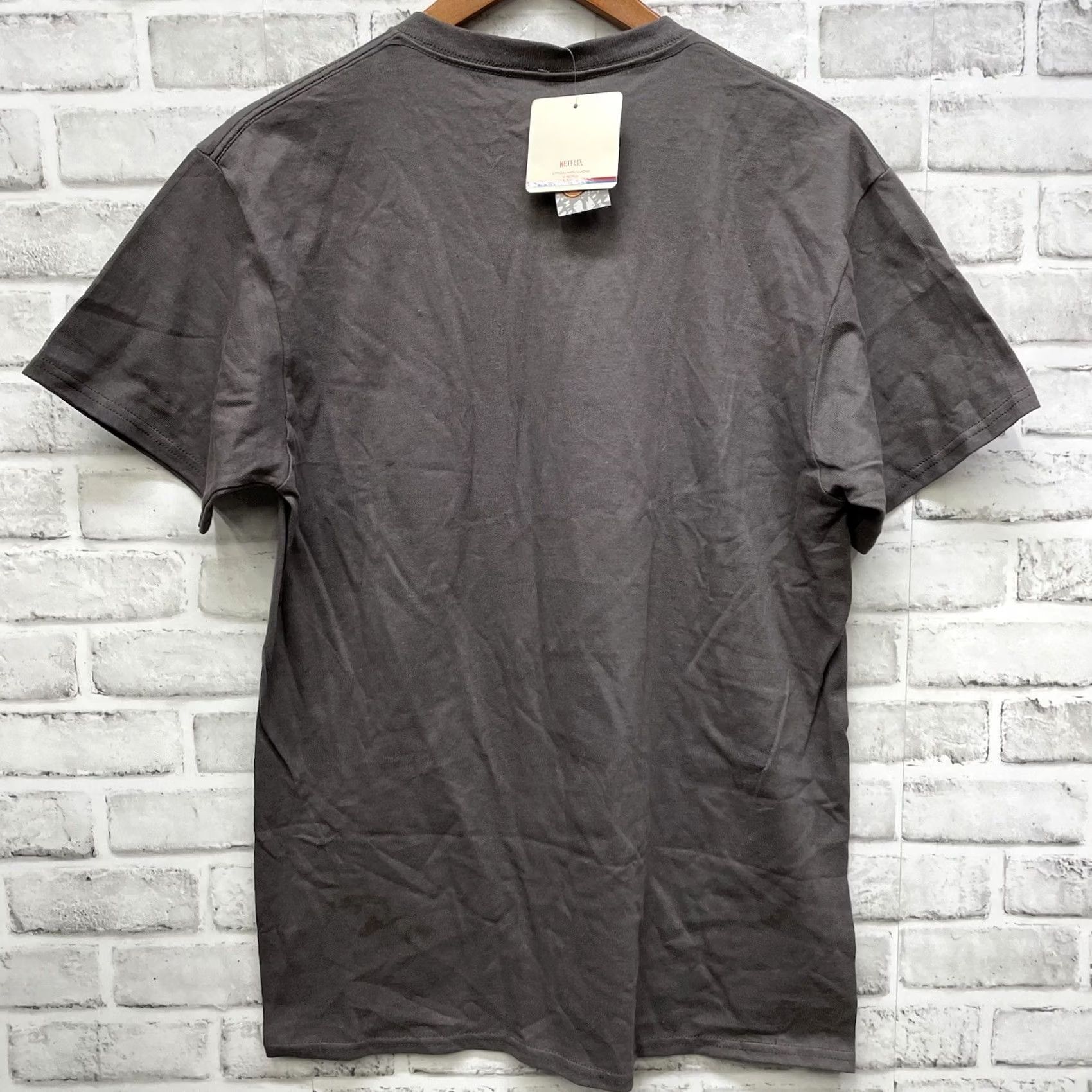 Vintage NWT Stranger Things gray 100% cotton graphic Tee Mens Size M Size US M / EU 48-50 / 2 - 5 Thumbnail