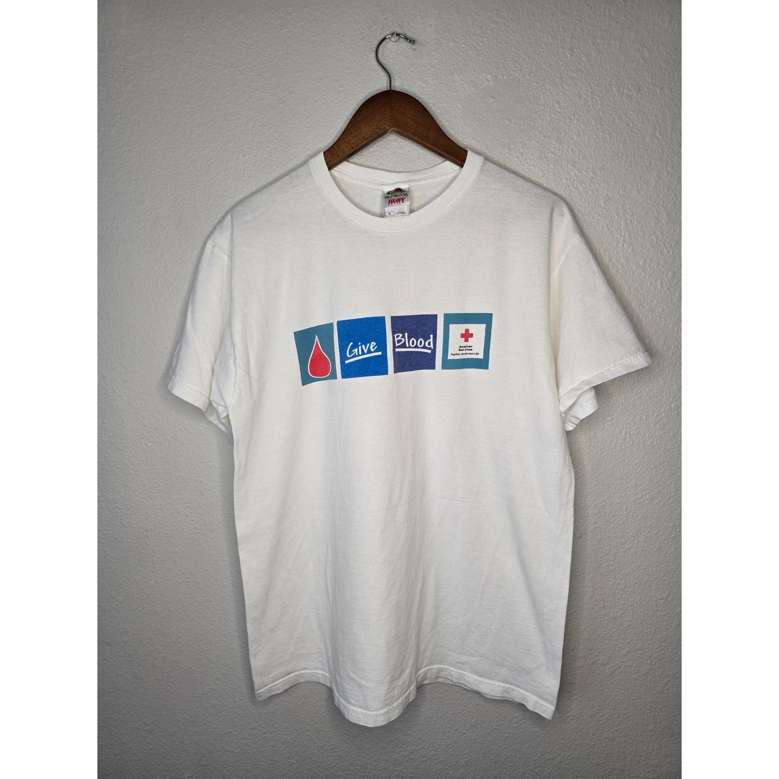 Fruit Of The Loom Blood Drive Shirt American Red Crass Give Blood White XL Tee Size US XL / EU 56 / 4 - 1 Thumbnail