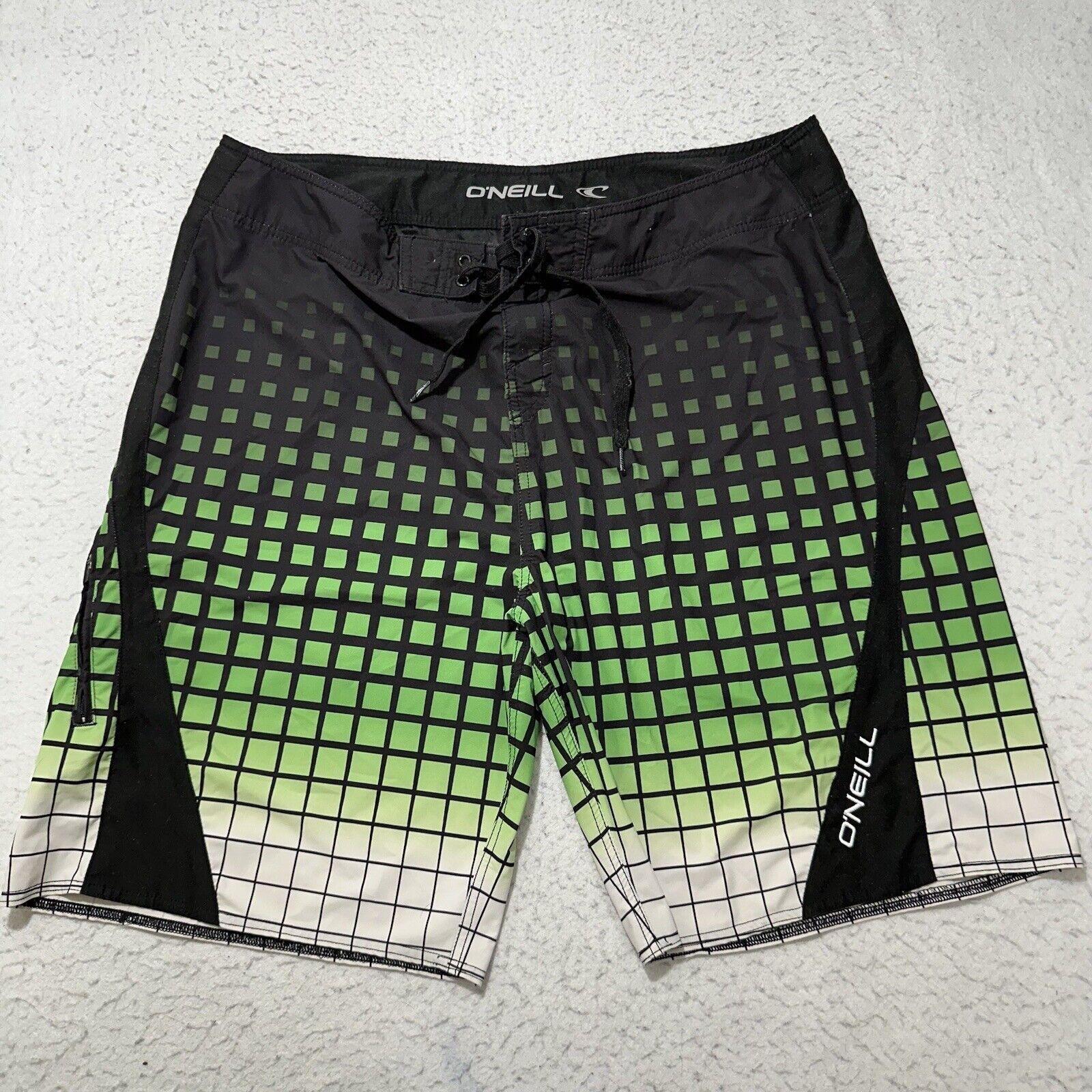 O'Neill O'Neill Men's 40 Swim Trunks Green Grid Striped Shorts Size US 40 / EU 56 - 1 Thumbnail