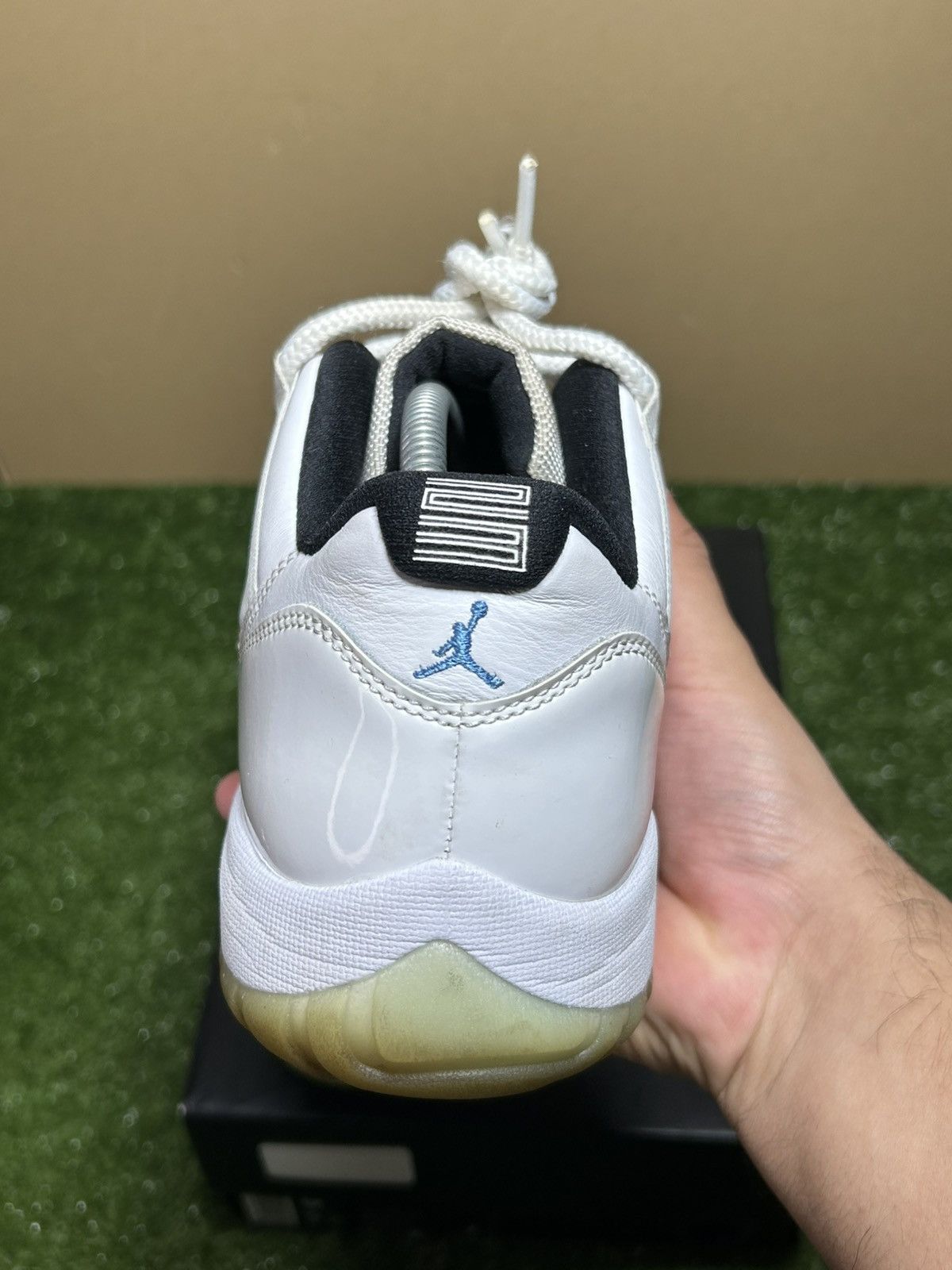 Jordan Brand Jordan 11 low Legend Blue Size US 10 / EU 43 - 3 Thumbnail