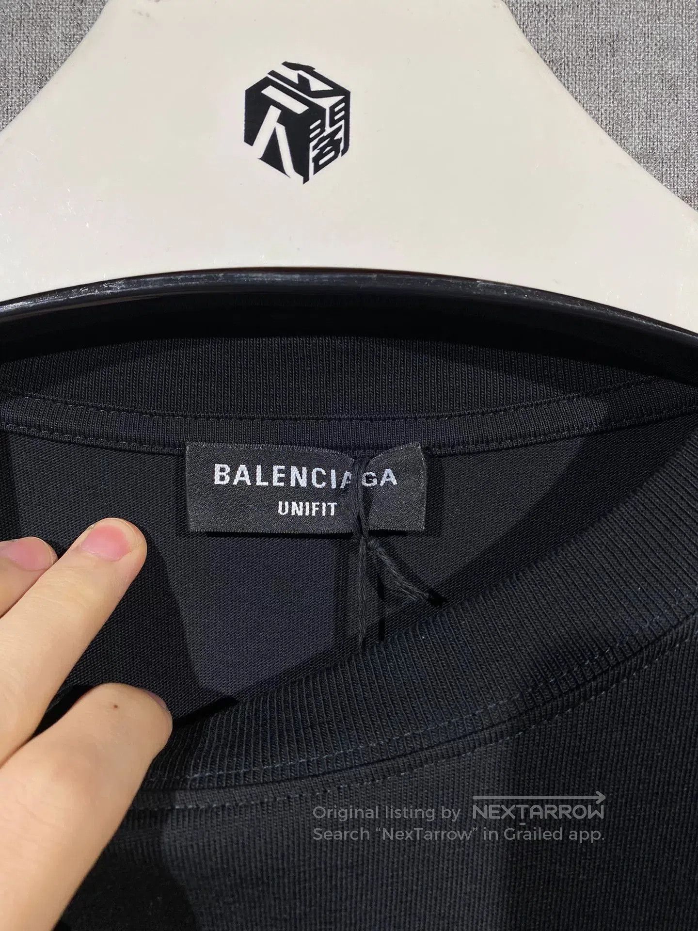 Balenciaga balenciaga long sleeve t-shirt with embroidery. Size US XS / EU 42 / 0 - 6 Thumbnail