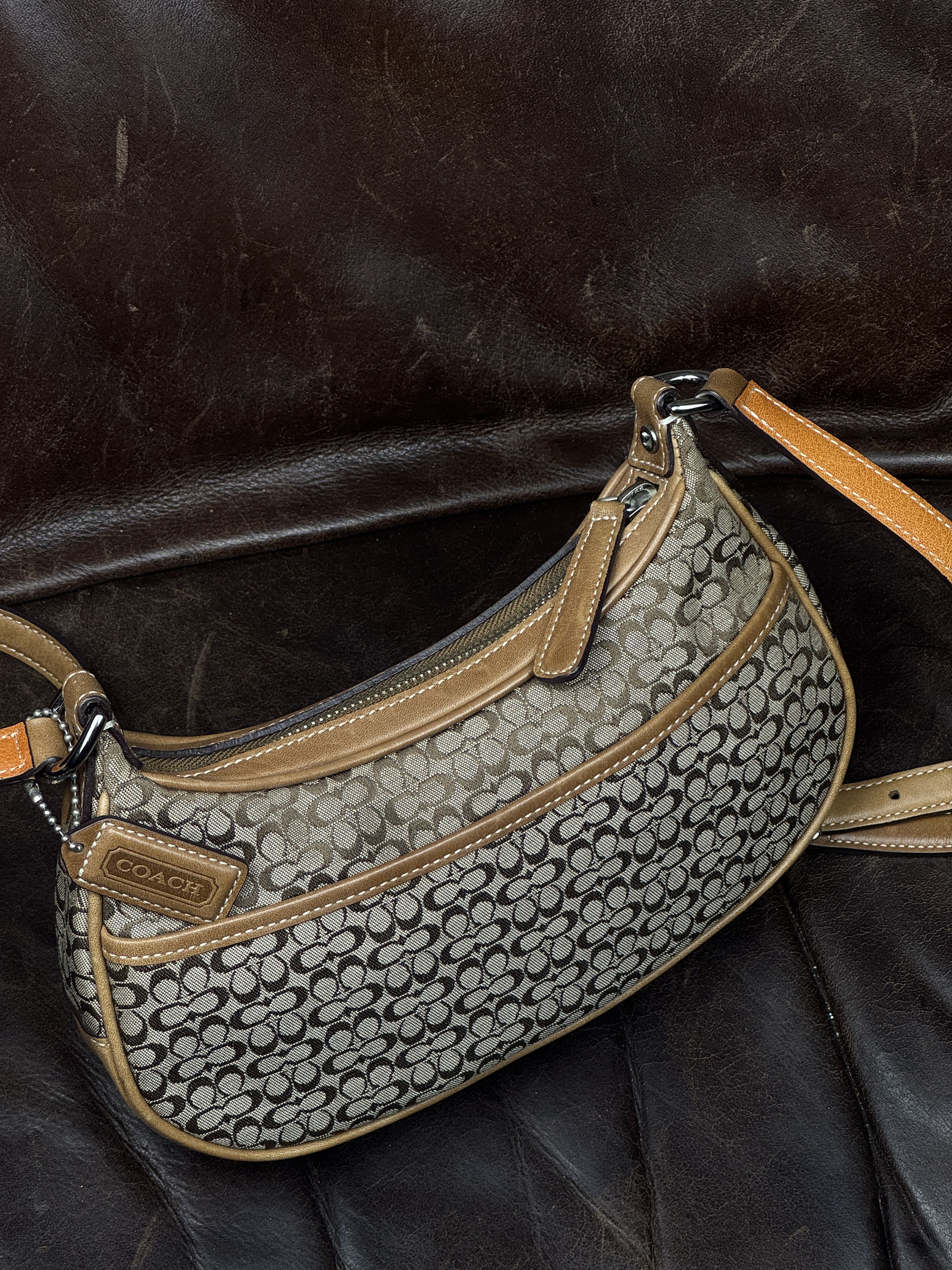 Coach Beautiful Vintage Coach Sufflette Hobo Signature Bag Size ONE SIZE - 2 Thumbnail