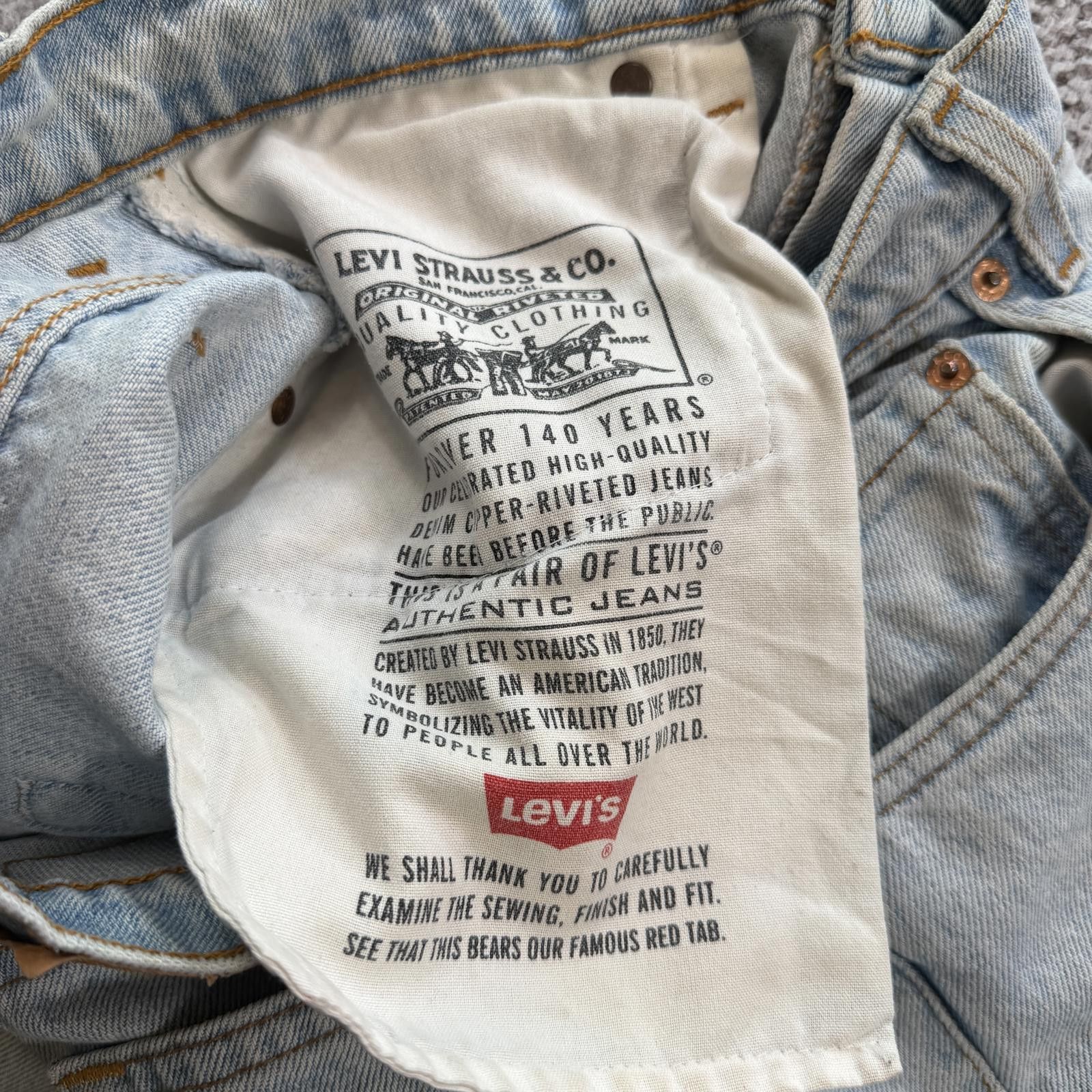Levi's Levis 550 Relaxed Fit Jeans Mens 29x31 Light Wash Vintage Size US 29 - 7 Thumbnail