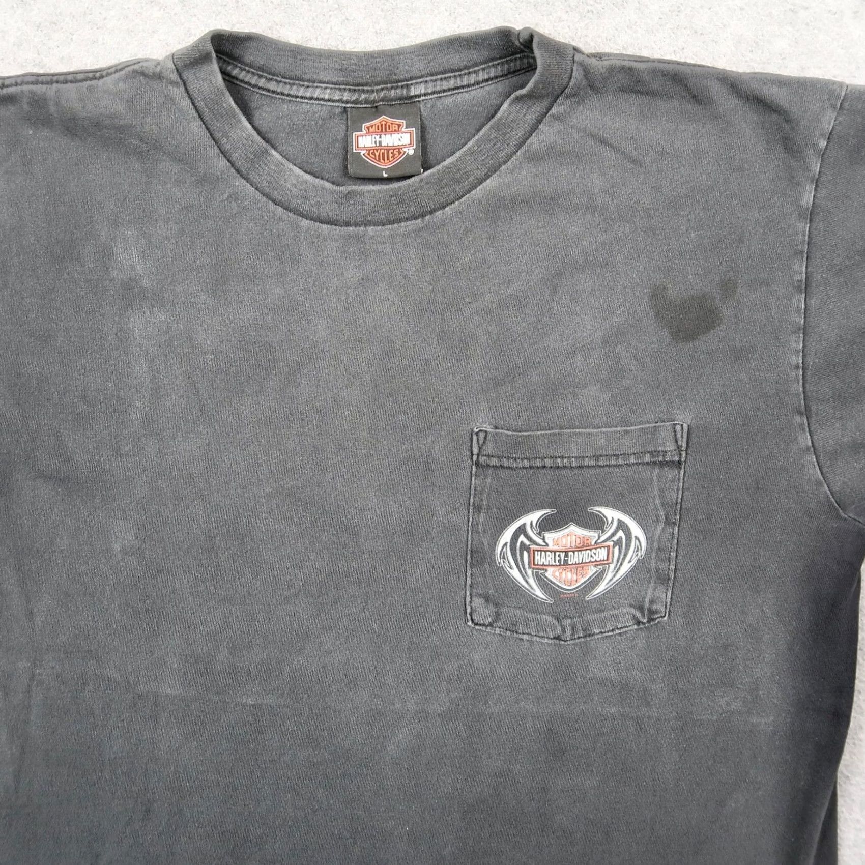 Harley Davidson VINTAGE Harley-Davidson Black Tribal Wing Pocket T-Shirt Large Mens 2000s Faded Size US L / EU 52-54 / 3 - 4 Thumbnail